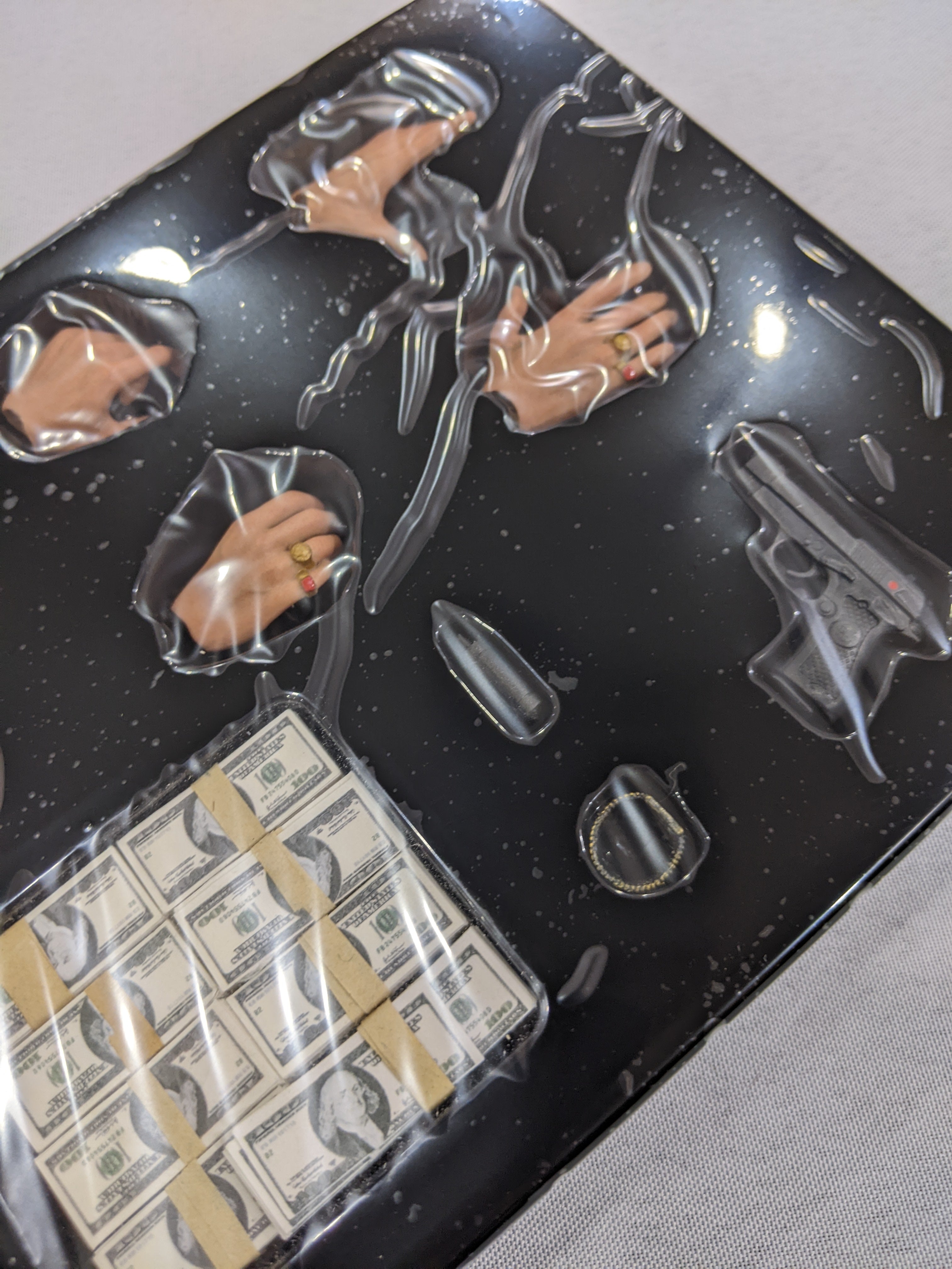 Enterbay Real Masterpiece 1/6 Scarface Tony Montana The Respect Version - Highly Detailed Sixth Scale Collectible Action Figure with Open Box - Perfect for Movie Fans and Collectors Display