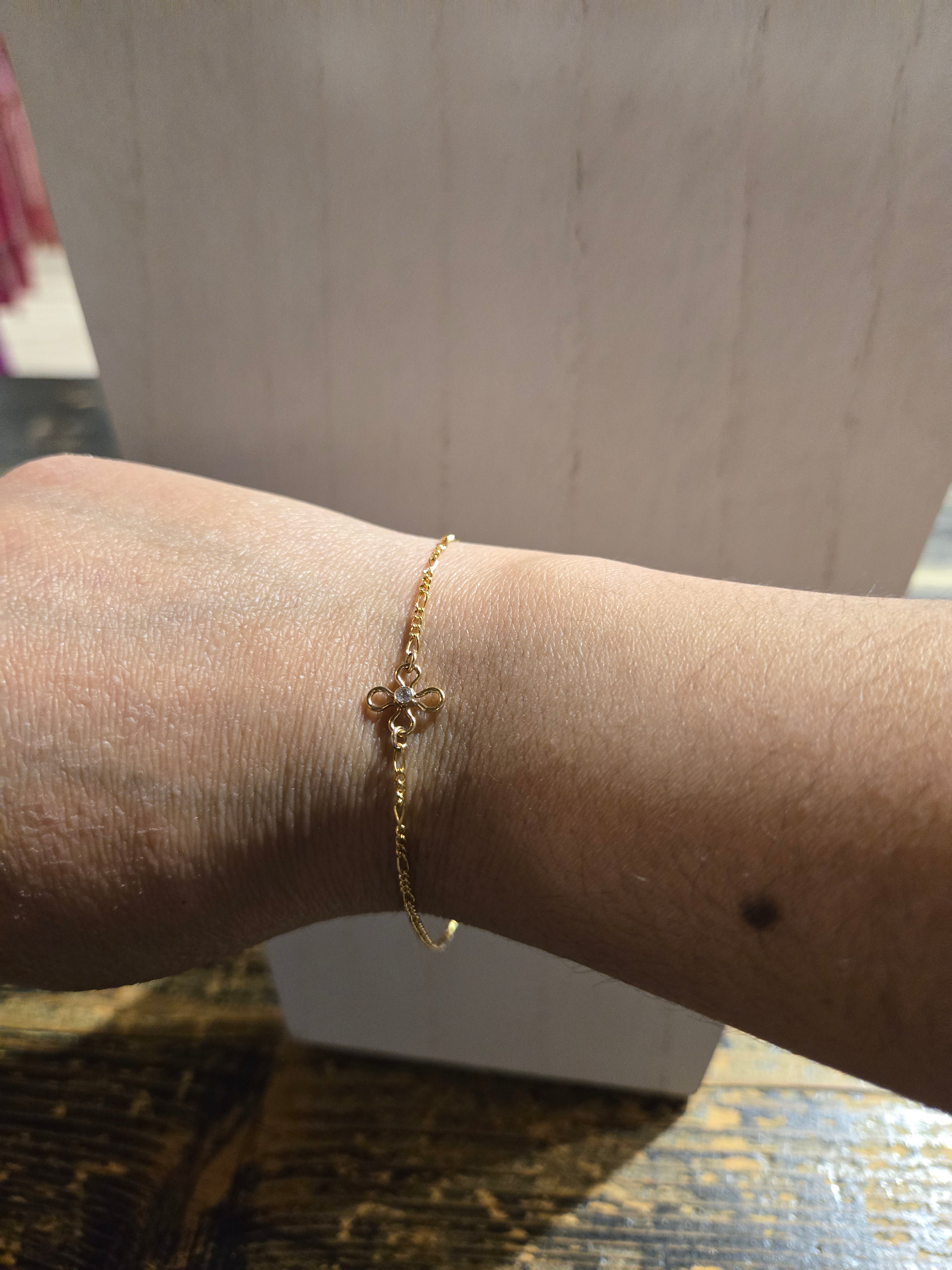 Lily Bloom Bracelet for Women - Elegant Floral Beaded Jewelry Gift for Her - Perfect for Weddings, Parties & Everyday Wear
