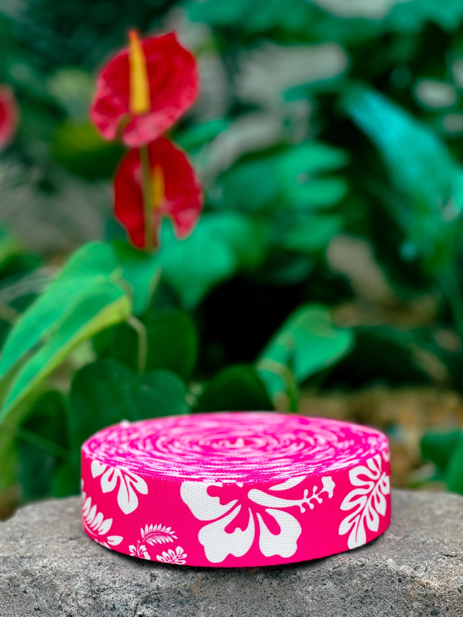 Country Brook Design - Pink Hawaiian Polyester Webbing for DIY Crafts, Dog Collars & Fashion Accessories | Tropical Style Straps for Sewing Projects, Handbags & Beachwear