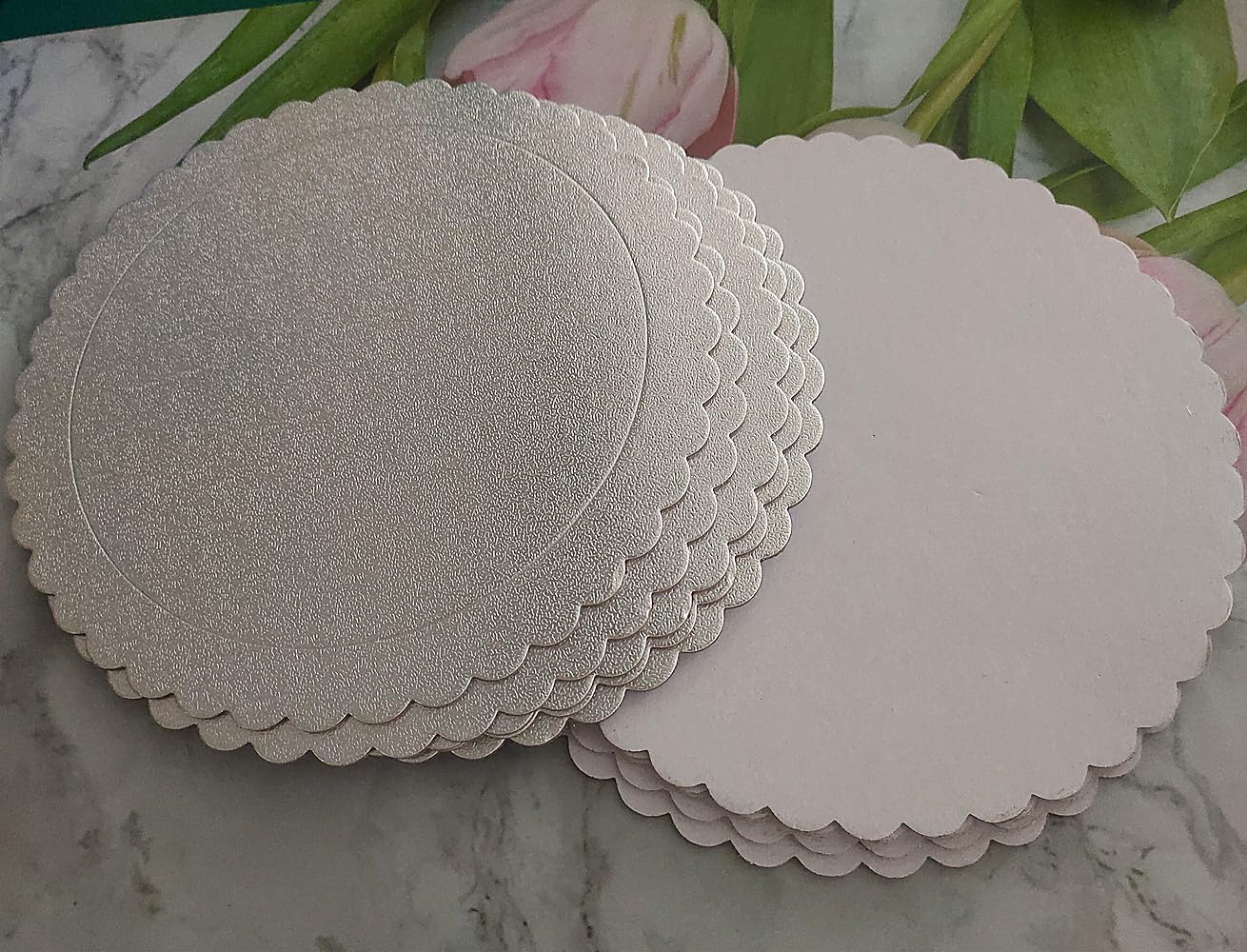 Jilukibo 10 Inch Disposable Round Cake Boards - 10 Pack Grease Proof Silver Cardboard Cake Base for Pizza, Cake Decorating & Stand - Perfect for Birthday Parties, Weddings & Bakery Use
