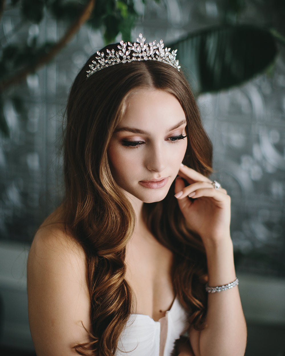 Isabelle Crystal Tiara for Women - Elegant Rhinestone Bridal Headpiece, Wedding Hair Accessories for Bride, Prom, Pageant, and Special Occasions