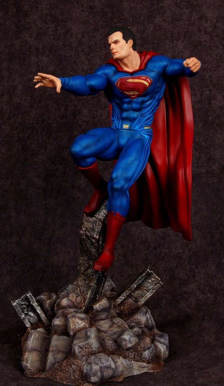 Moebius Batman V Superman: Dawn of Justice 1/8 Scale Superman Resin Model Kit - Collectible DC Comics Figure for Display & Home Decor