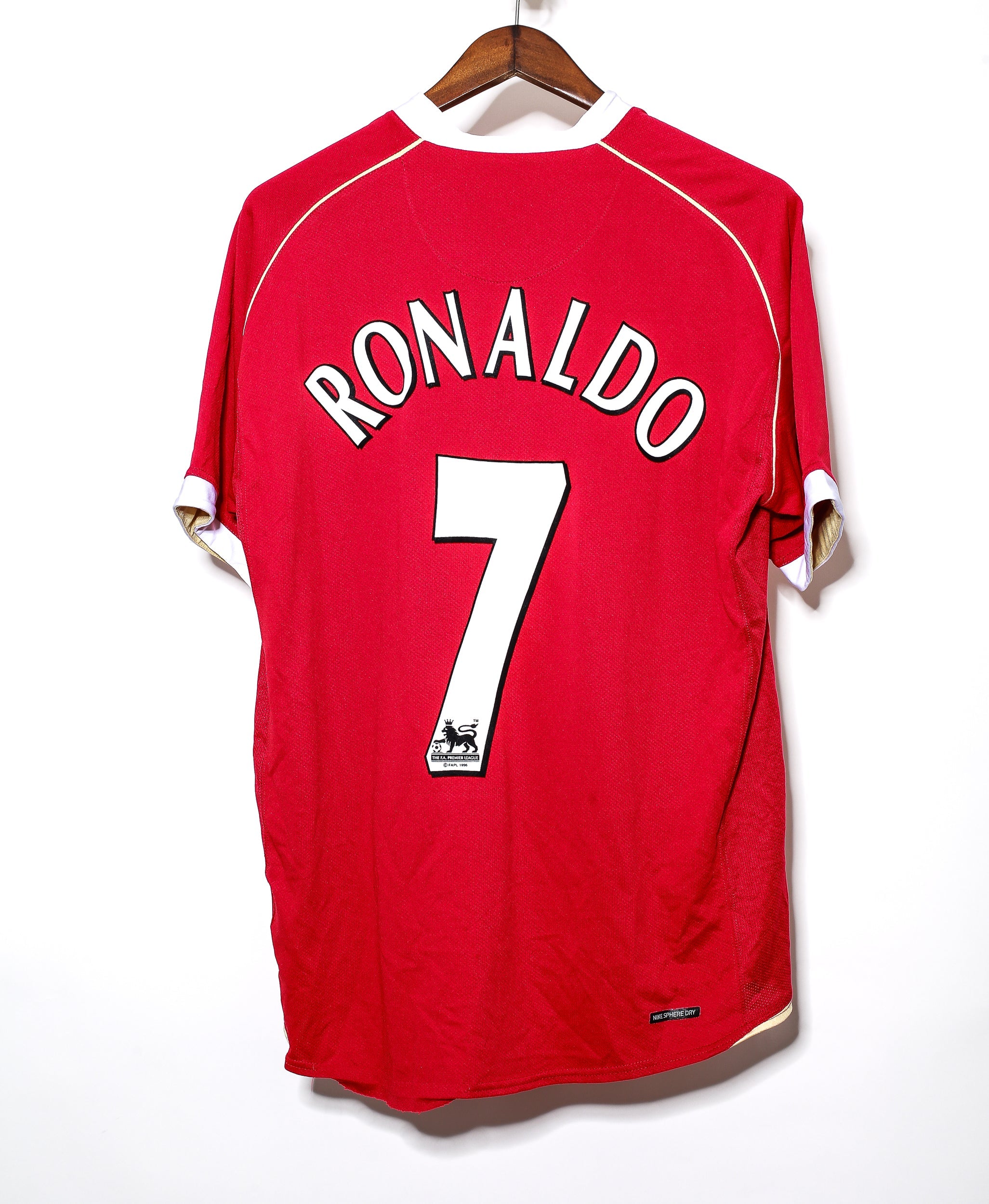 2006-07 Manchester United Cristiano Ronaldo Home Jersey - Size L - Authentic Football Shirt for Fans & Collectors - Perfect for Matches, Gifts & Memorabilia Display