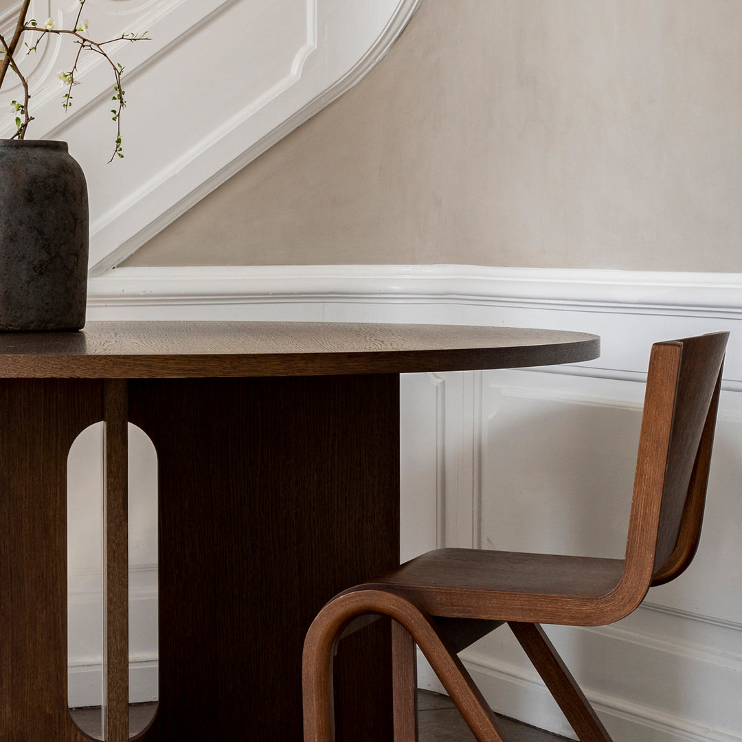 Modern Androgynous Dining Table - Stylish & Versatile for Small Spaces, Apartments, and Open-Concept Homes | Perfect for Family Dinners, Entertaining Guests, and Home Office Use