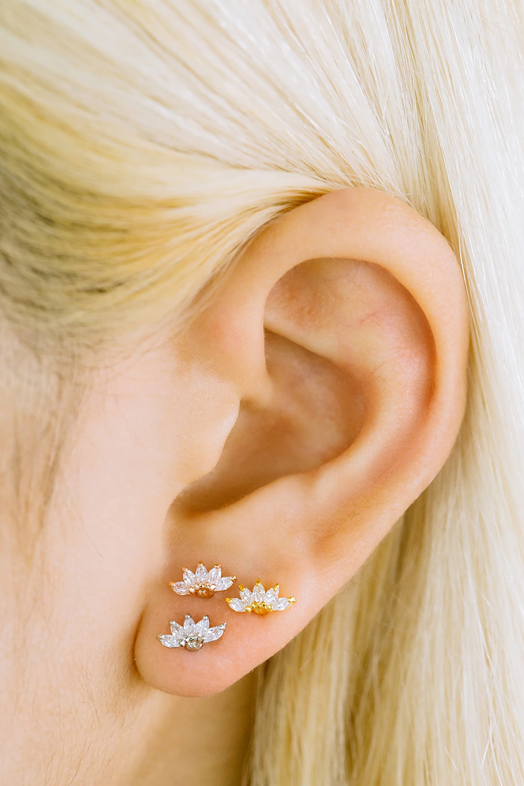 Heart Queen Round Fire Princess Crown Tiara Studs Pierced Earring Barbell Piercing - Perfect for Parties, Cosplay, and Gothic Fashion Accessories