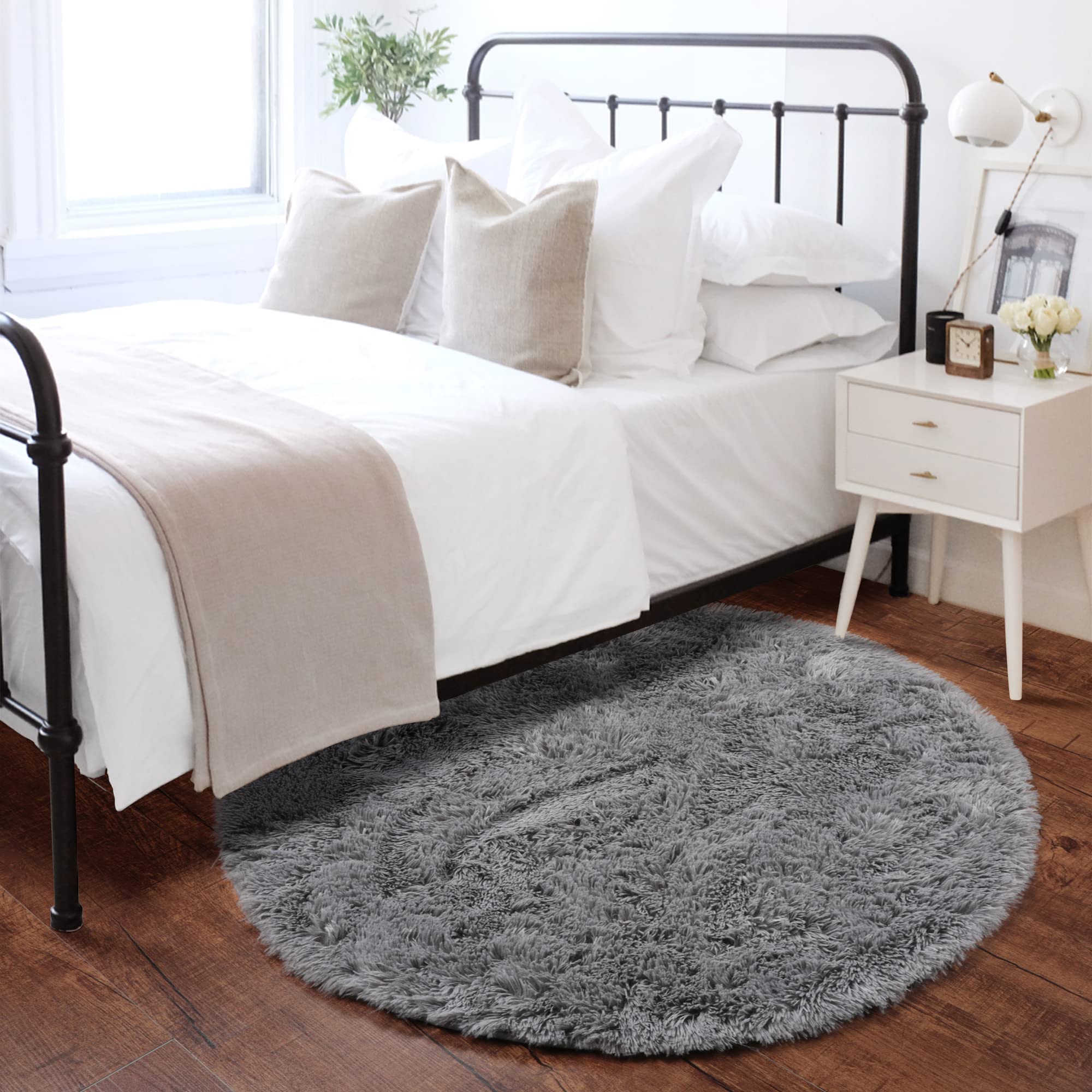 ONASAR Grey Round Area Rugs 5ft - Soft Fluffy Plush Shaggy Carpet for Bedroom, Nursery, Living Room & Playroom - Non-Slip Circle Floor Mat for Kids, Girls & Teens - Cozy Home Decor Aesthetic (Perfect for Play Areas, Nursery Rooms & Boho Chic Living Spaces)