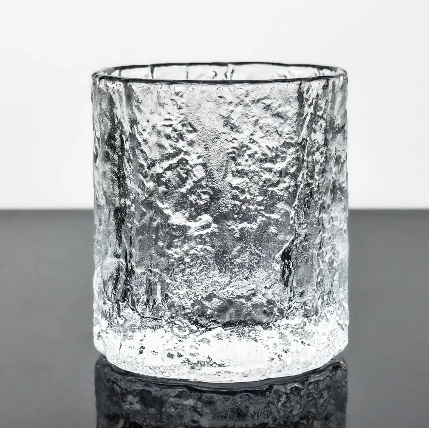 Vintage Whiskey Glass Set - 240ml Japanese Style Tumbler with Wooden Gift Box - Perfect for Scotch, Bourbon & Cocktail Drinking at Home Bar