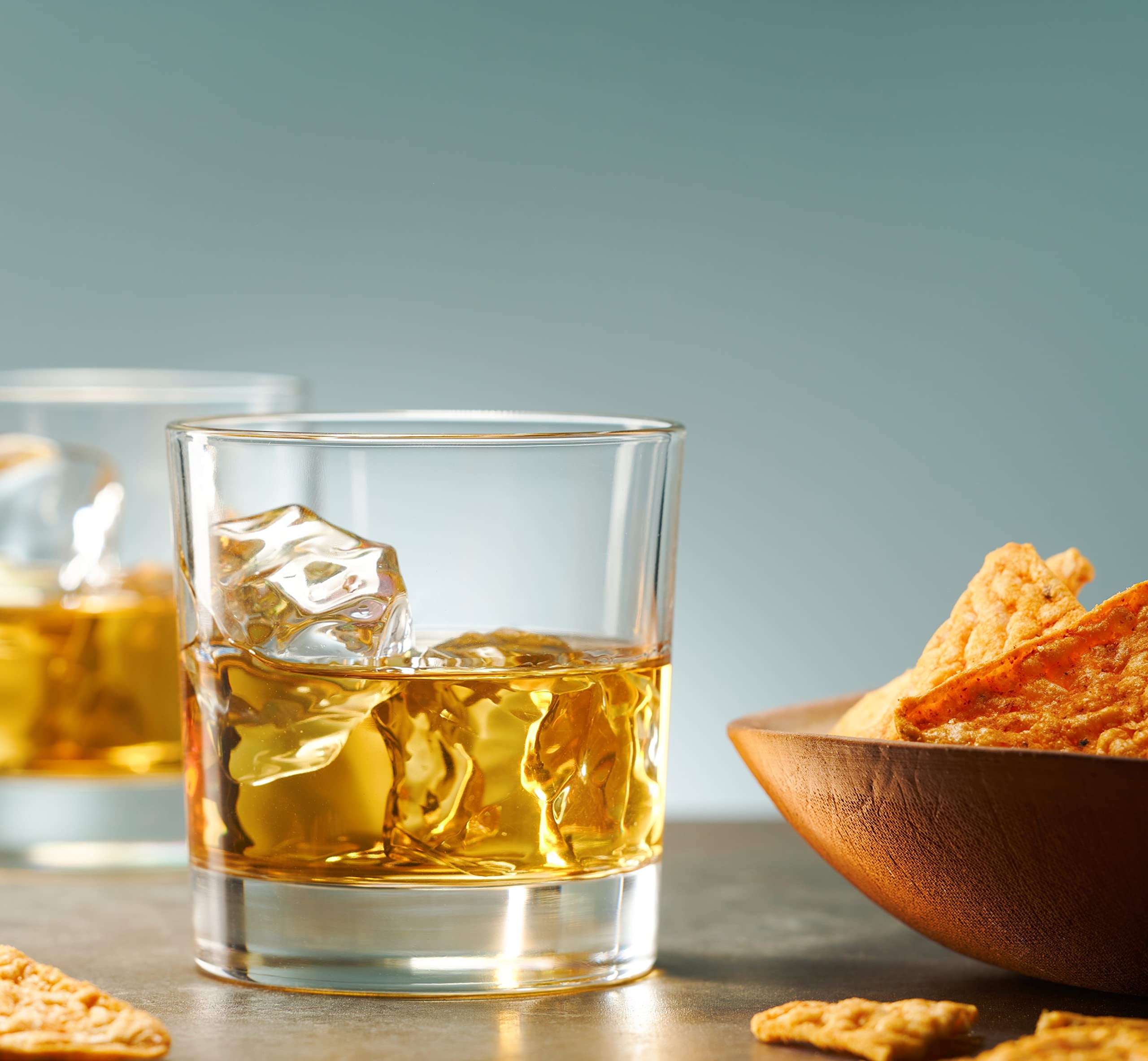 Godinger Old Fashioned Whiskey Glasses Set of 4 - Italian Made Crystal Drinking Glasses for Bourbon, Scotch & Cocktails - Perfect Whiskey Gift Set for Men & Home Bar Accessories