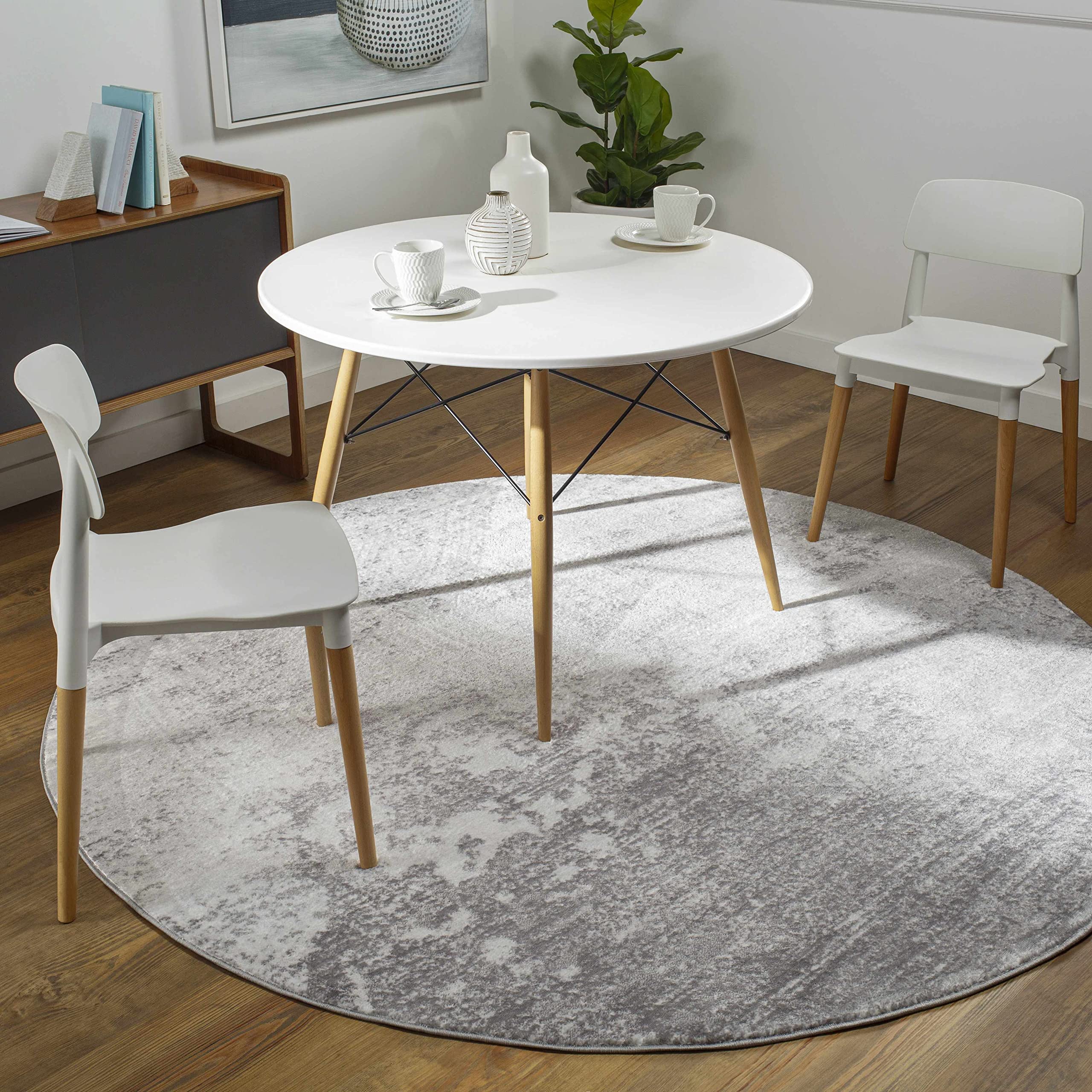 Hauteloom Ortonville Modern Round Area Rug 7'10