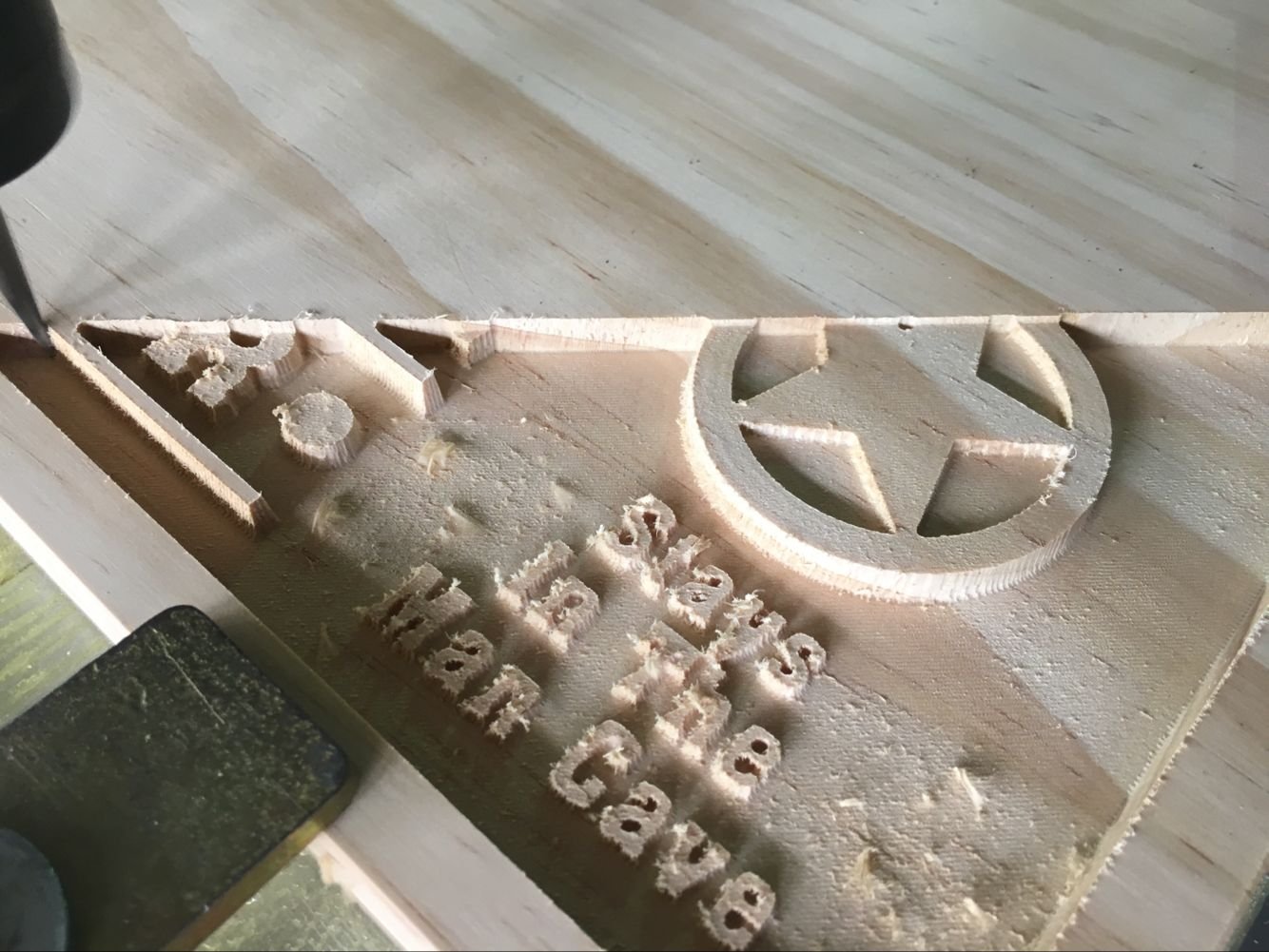 ADVPRO wpa0149 Personalized Call Sign Fletcher Radio Recording - Custom Engraved Wooden Sign 26.75 x 10.75 - Perfect for Ham Radio Operators, Home Office Decor & Man Cave Wall Art