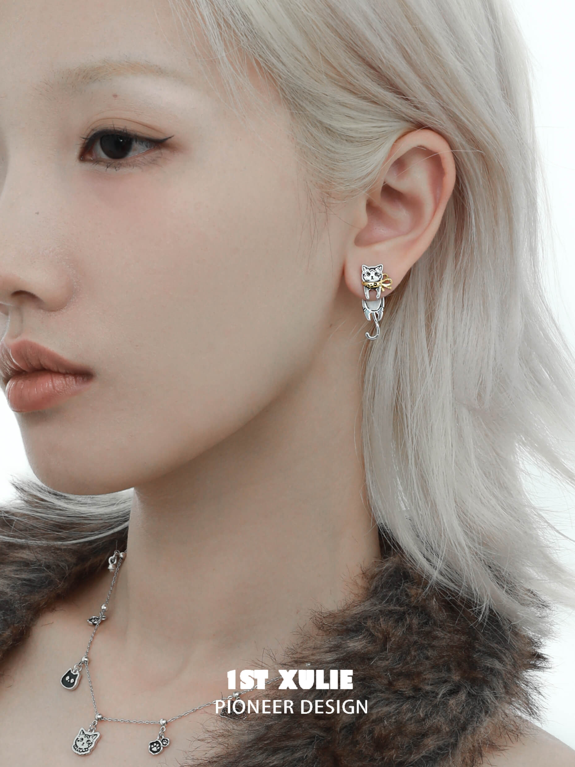 Graffiti Kitten S925 Sterling Silver 18K Gold Plated Cat Earrings for Women - Trendy Dainty Jewelry Gift for Cat Lovers, Perfect for Casual Wear & Special Occasions