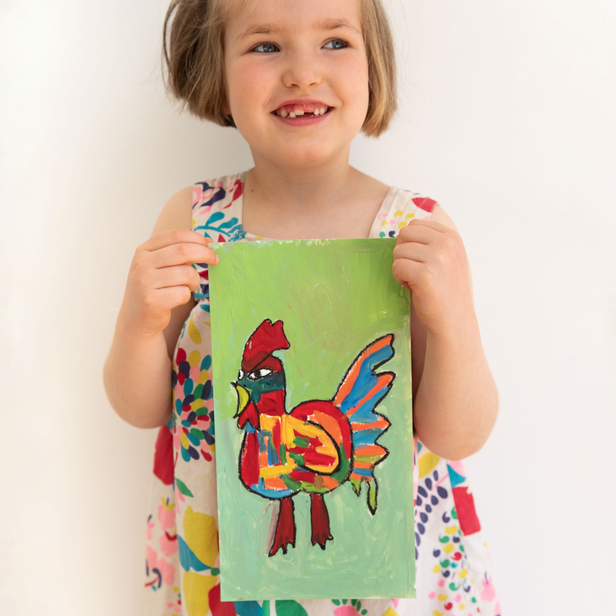LoLA Awesome Animals Art Box - Creative Painting Kit for Kids & Adults - Perfect for DIY Crafts, Home Decor & Gift Giving