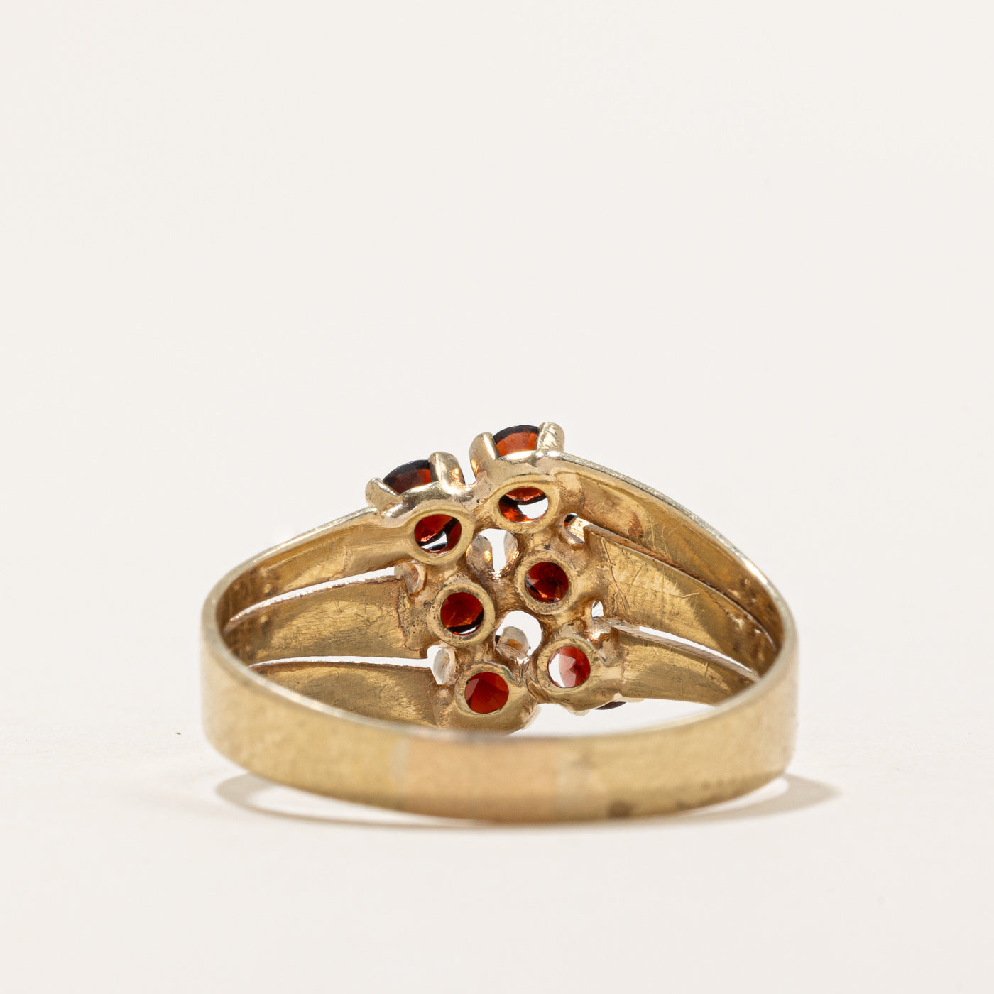 0.90ctw Genuine Garnet Sterling Silver Ring - Size 8.5 | Elegant Birthstone Jewelry for Women | Perfect Gift for Anniversary, Birthday & Valentine's Day