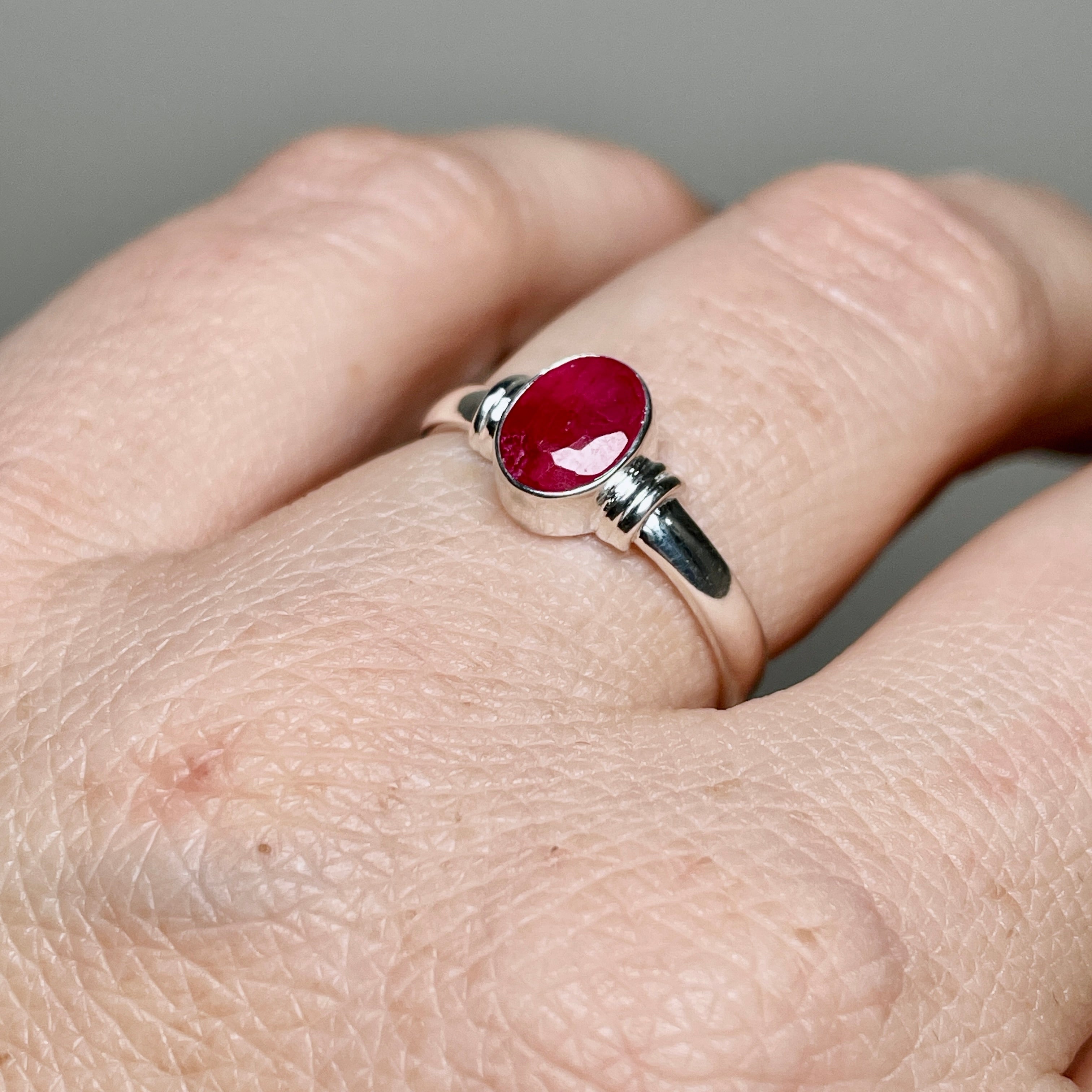 Ruby Oval Faceted Gemstone in Elegant Decorative Setting R4831 - Perfect for Jewelry Making, Gift Giving & Home Decor
