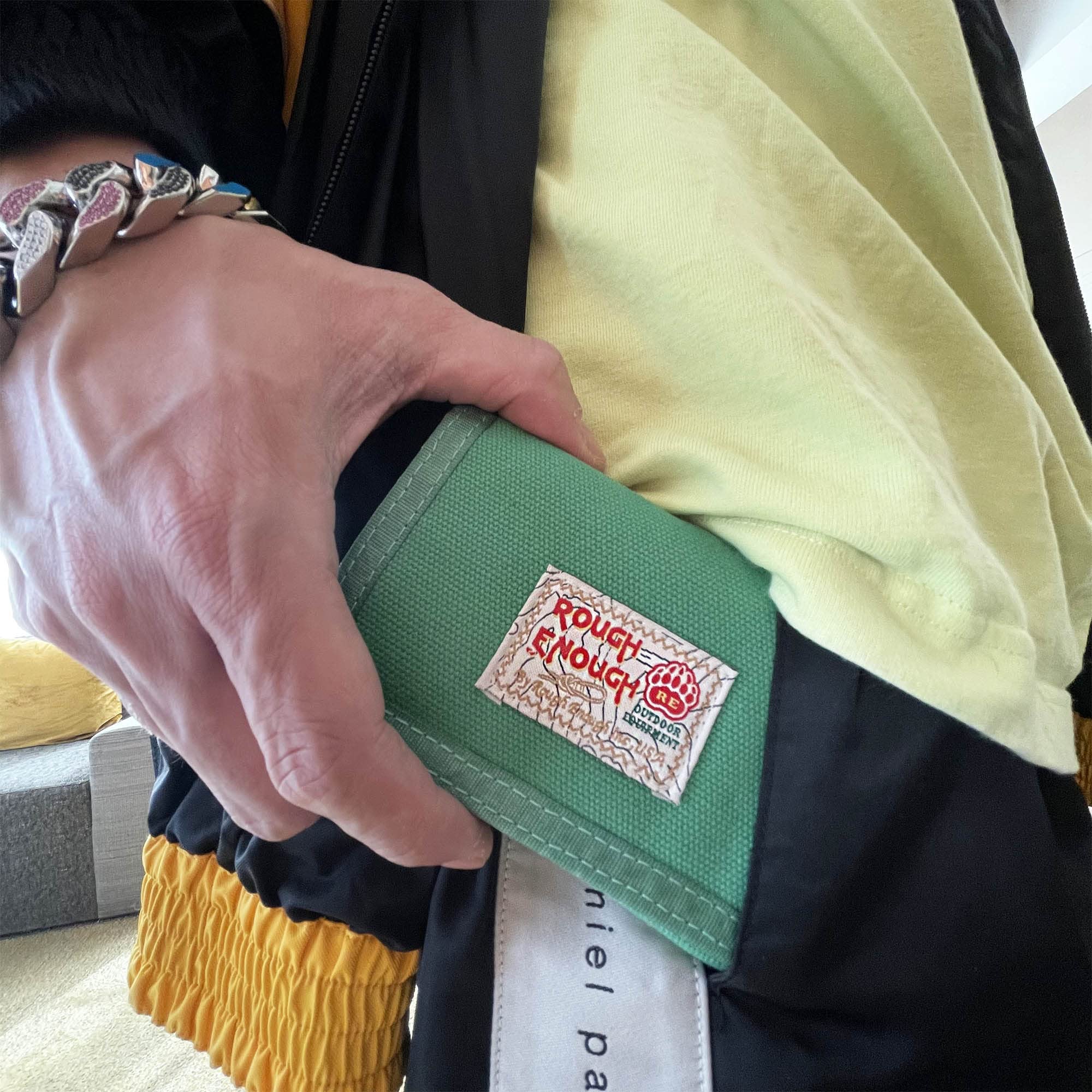 Durable Kids Wallet for Boys and Girls with Keychain Lanyard - Perfect for School, Travel, and Everyday Use