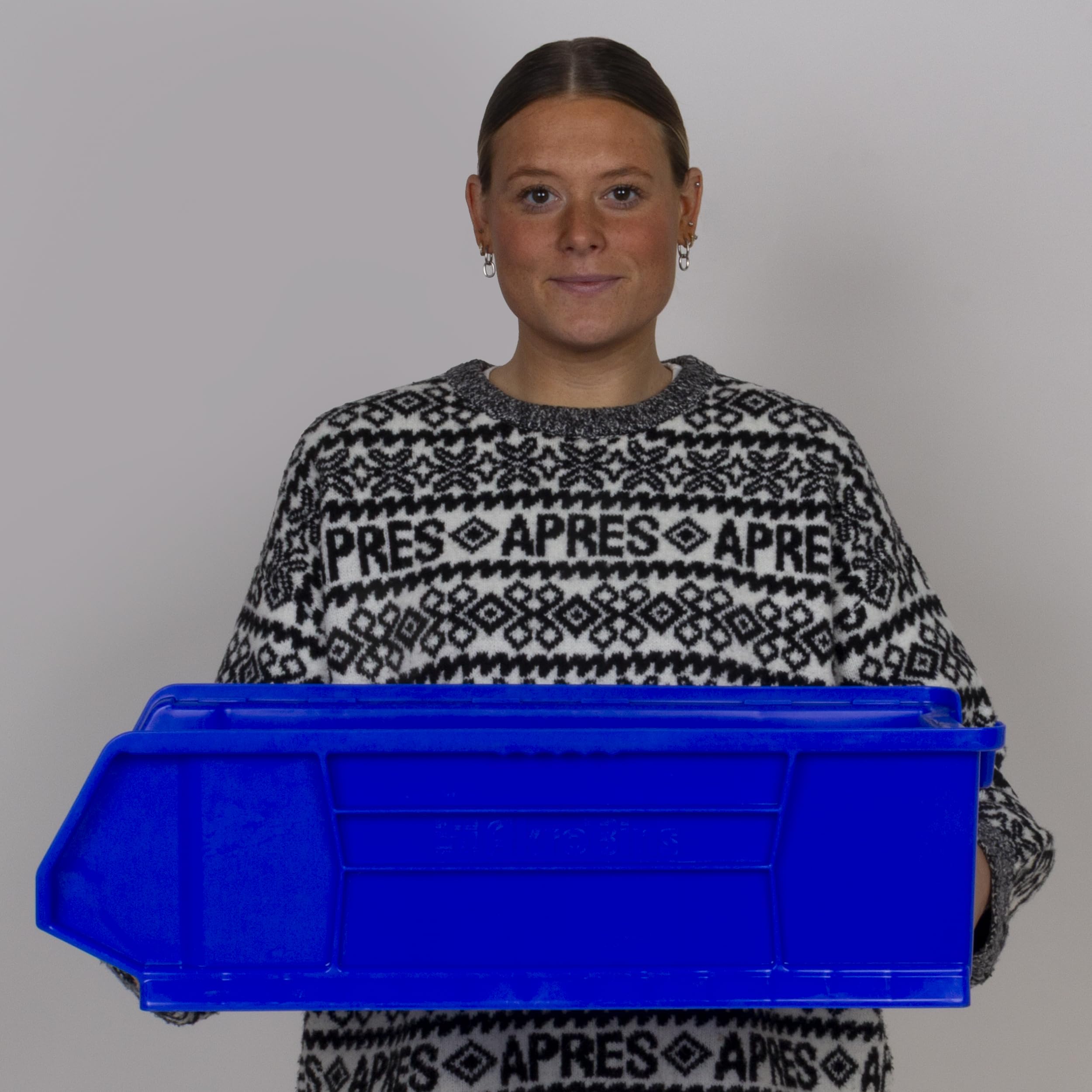 Akro-Mils 30286 Large Plastic Storage Bins - 4-Pack Stackable Organizer Bins for Garage, Classroom, Warehouse (24
