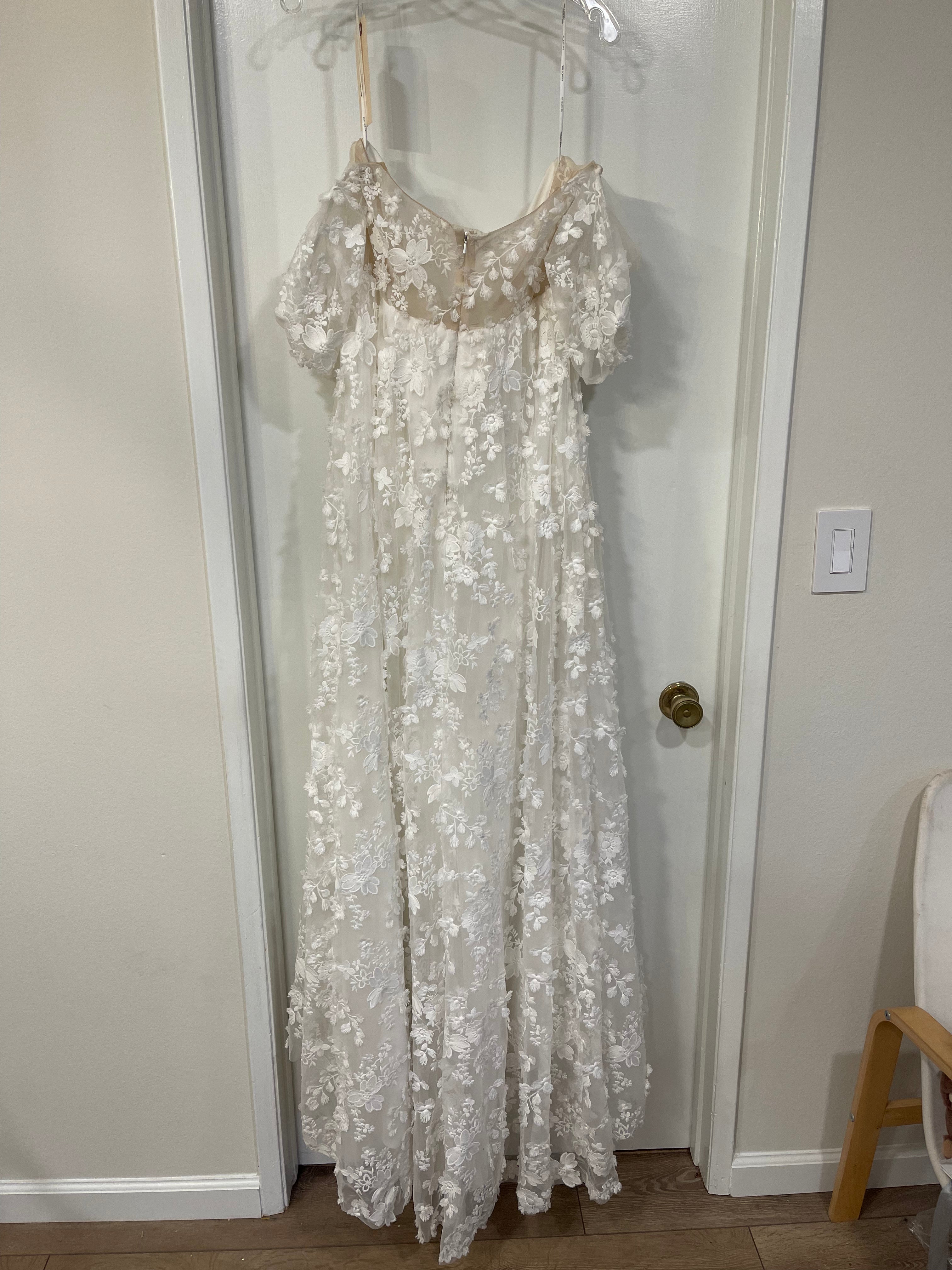 BHLDN Willowby Lilia Gown - Elegant Wedding Dress with Lace Details for Bridesmaids & Formal Events | Perfect for Beach Weddings & Evening Galas