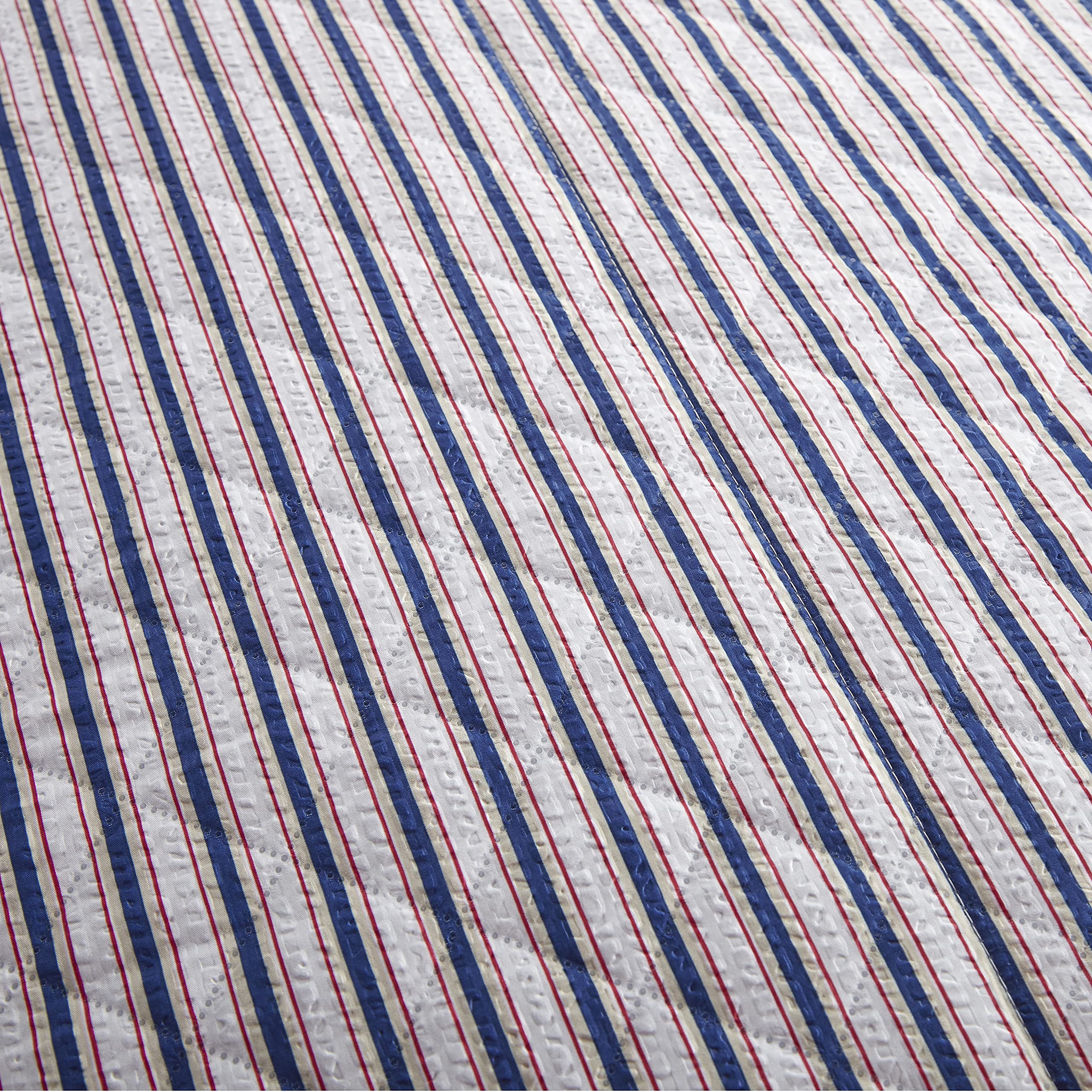 Shavel Home Products 6-in-1 Seersucker Quilt Set King Size - Americana Stripe Bedding Set with Comforter, Sheets & Pillowcases - Perfect for Master Bedroom, Guest Room & Cozy Home Decor
