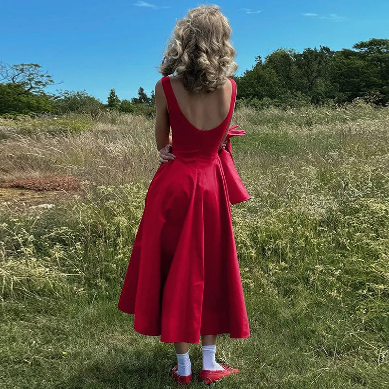 Elegant Backless A-Line Maxi Dress for Women - Solid Color O-Neck Sleeveless Long Gown with High Waist - Perfect for Beach Vacations, Summer Parties & Date Nights