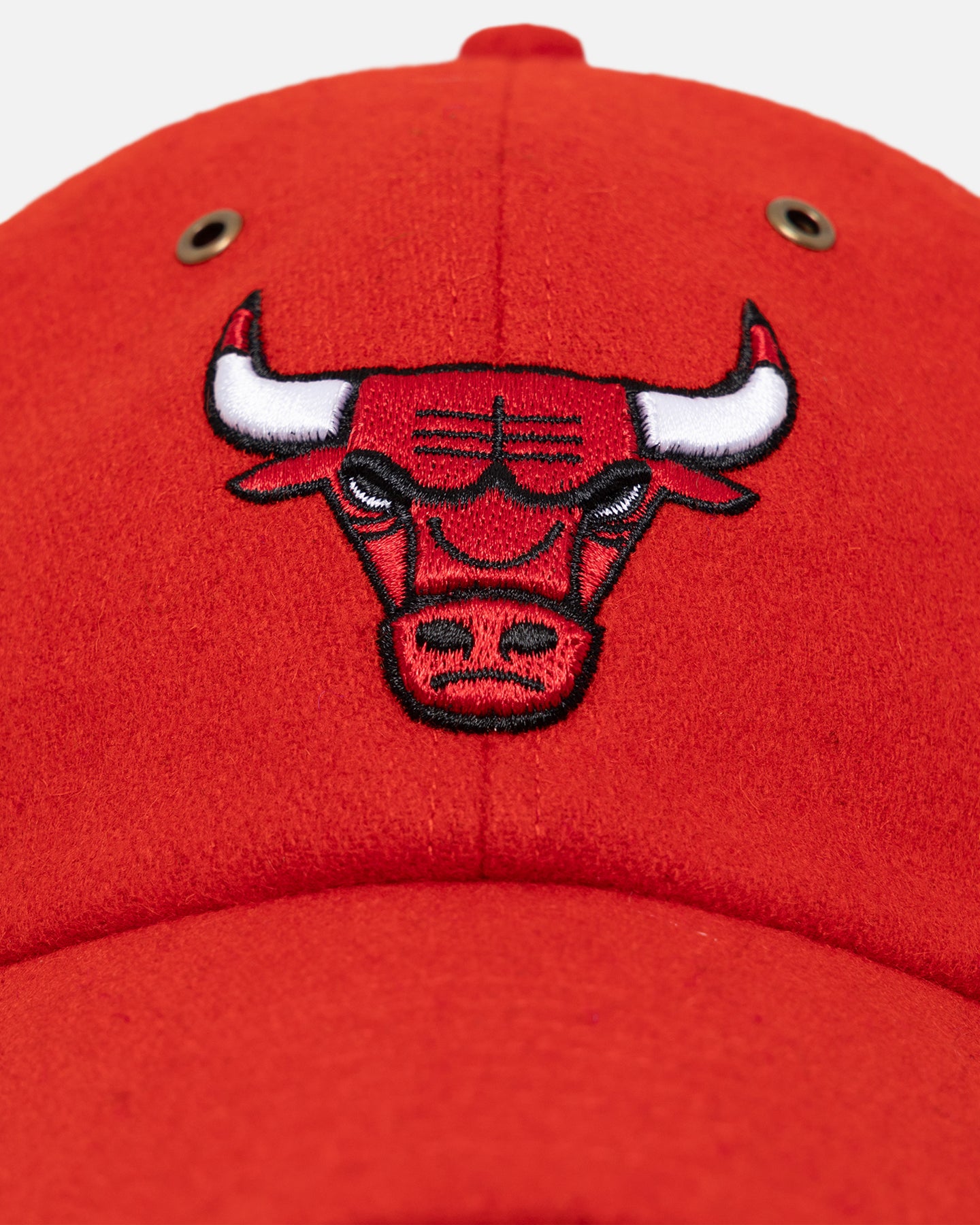 47 Brand Chicago Bulls Wooly Clean Up Strapback Red Hat - Adjustable Snapback for Men & Women - Perfect for Basketball Games, Sports Events and Streetwear Fashion
