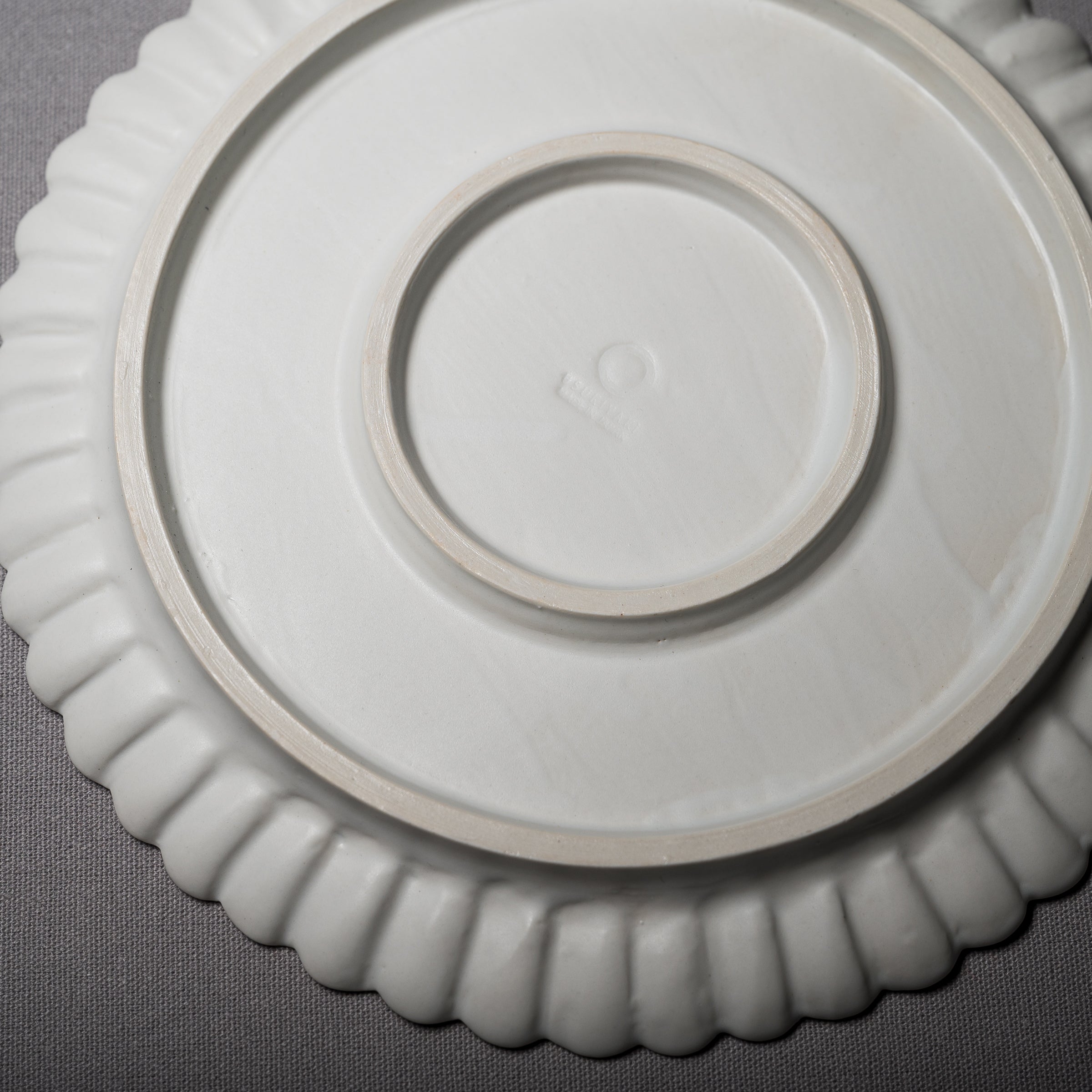 USUKI Ware Handmade Rinka Large Plate 26.5cm - Japanese Traditional Ceramic Dinner Plate for Sushi, Tempura & Home Decor | Authentic Usuki Yaki Pottery