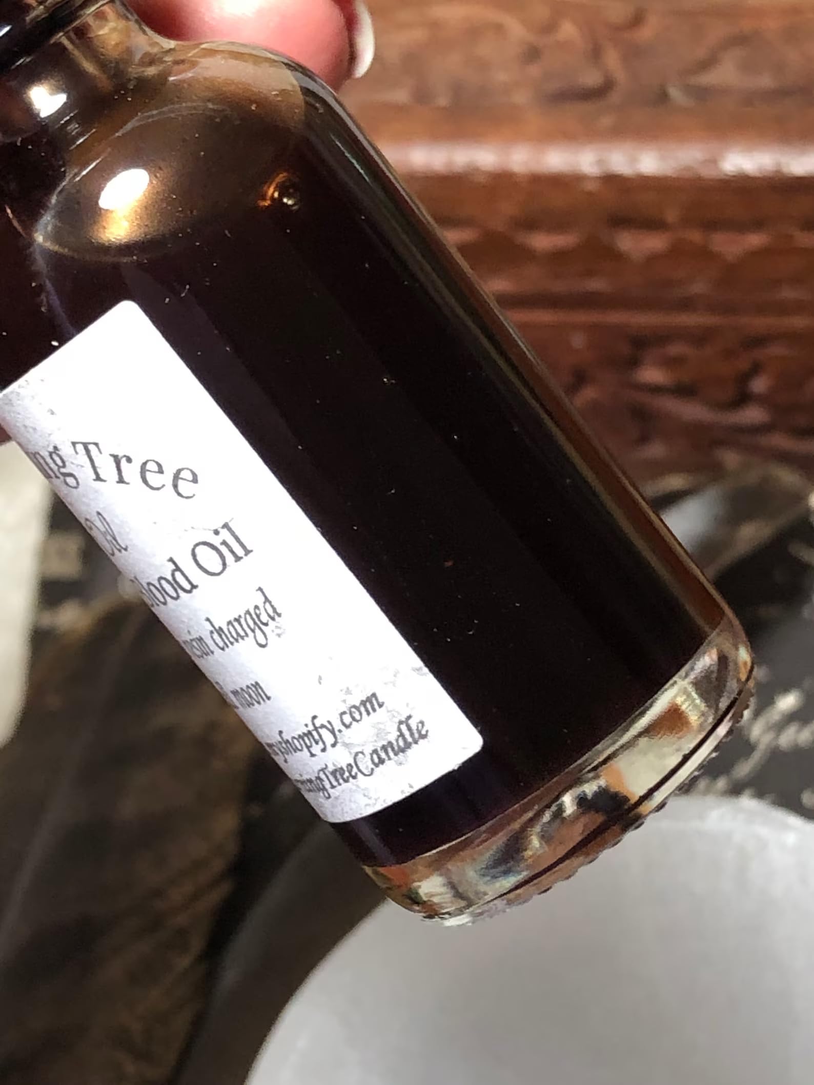 100% Pure Resin Draco Oil & Dragon's Blood Oil - Authentic Ritual Oil for Banishing, Cleansing & Protection | Perfect for Spiritual Ceremonies, Meditation & Energy Clearing