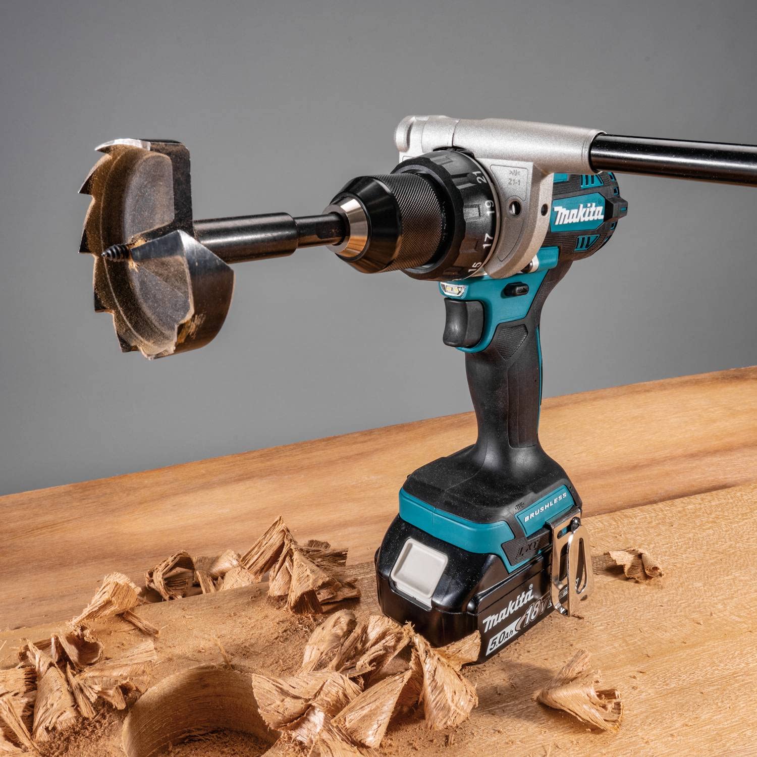 Makita XFD14T 18V LXT Lithium-Ion Brushless Cordless 1/2