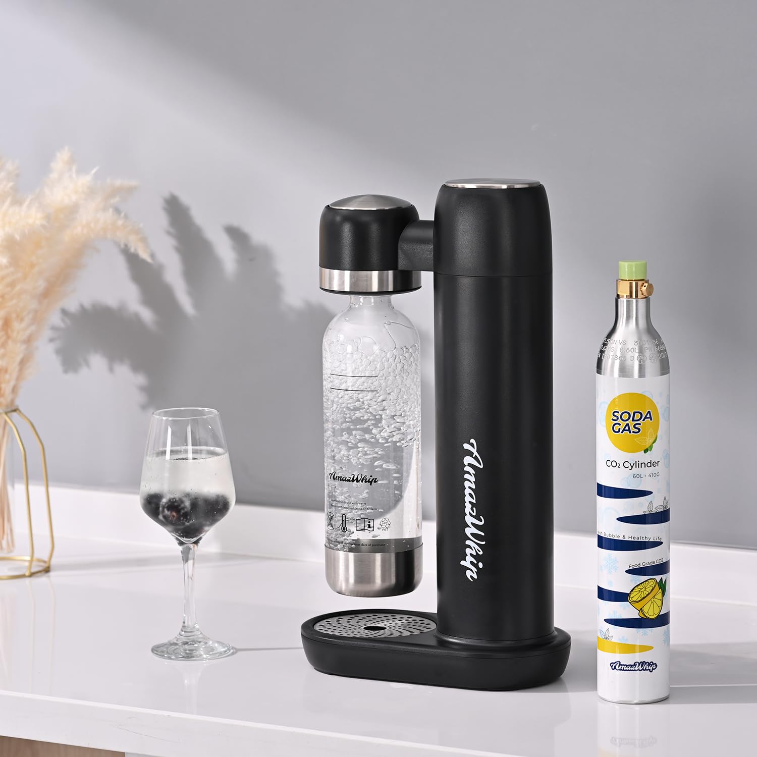 Premium Sparkling Water Maker Machine with CO2 Gas Canisters & 1L Water Bottles - Home Carbonated Drink Maker for Healthy Soda, Sparkling Juice & Cocktails (Black, Includes 2 Canisters) - Perfect for Kitchen, Office, Parties & Home Bar Use