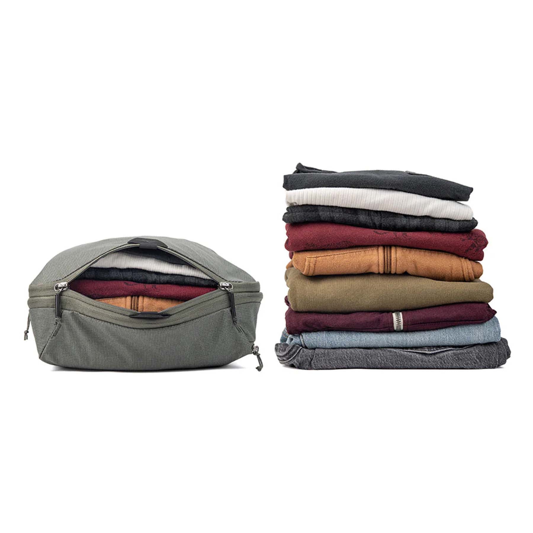 Peak Design Medium Packing Cube - Travel Organizer for Clothes & Accessories - Perfect for Backpacks, Suitcases & Carry-On Luggage