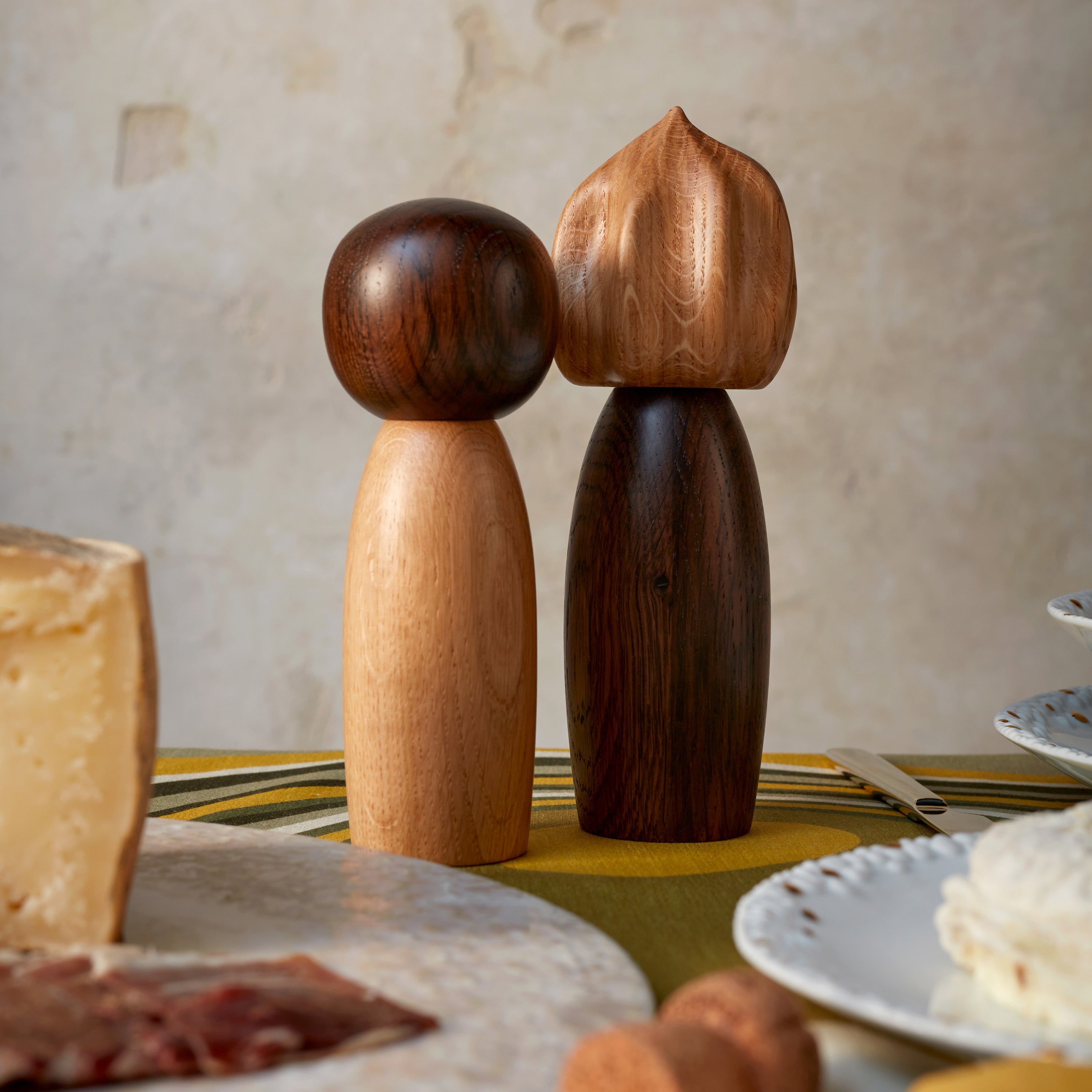 Premium Picanto Salt and Pepper Grinder Set of 2 - Adjustable Ceramic Spice Mill for Kitchen, Dining Table & Gourmet Cooking - Perfect for Home, Restaurant & Gift Giving