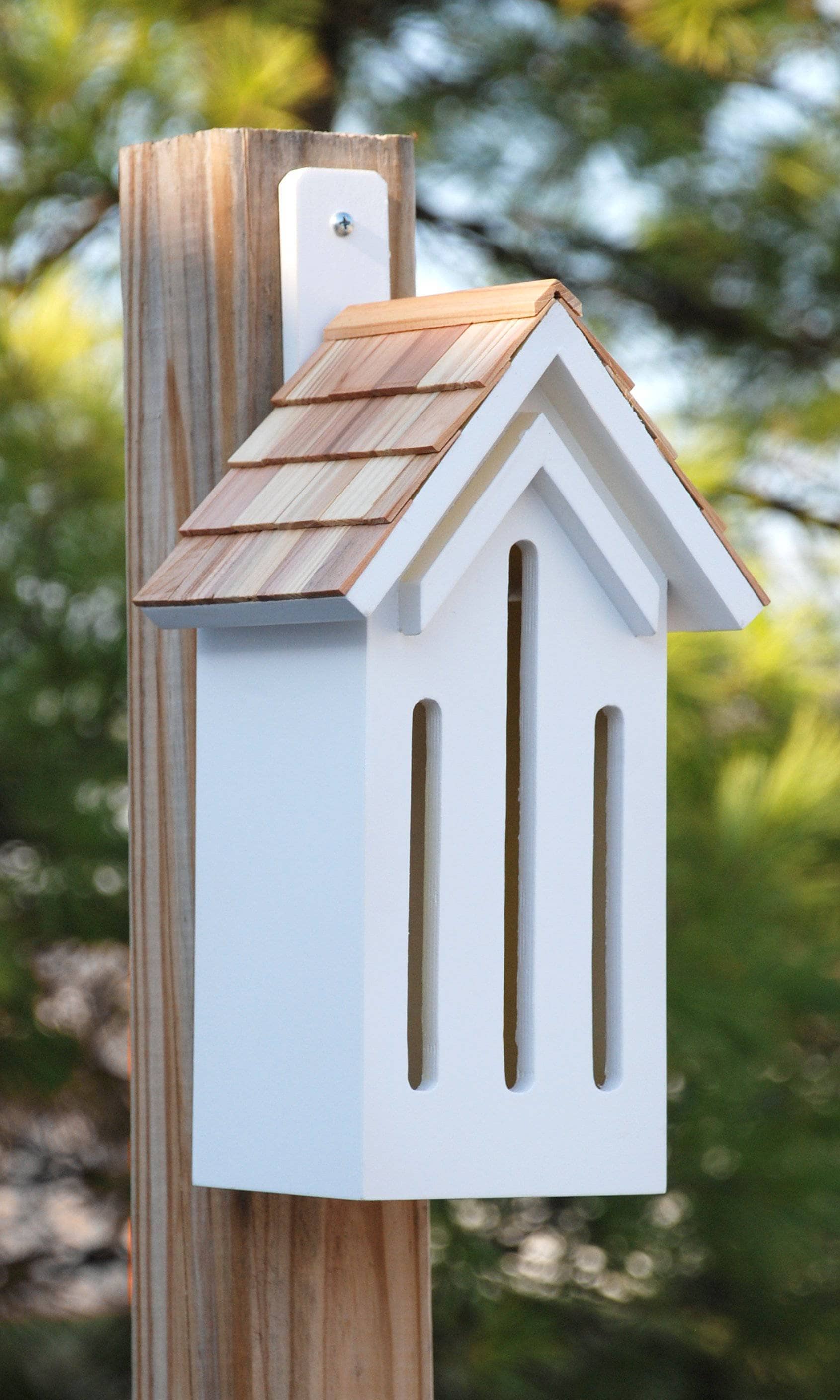 Classic White Butterfly House - Decorative Garden Decor for Attracting Butterflies | Perfect for Outdoor Gardens, Patios, and Backyards