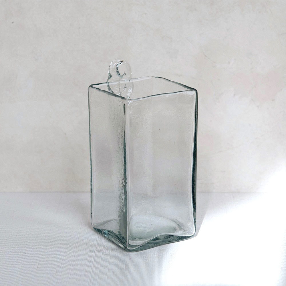 Elegant Hanging Glass Wall Vase for Flowers - Modern Home Decor & Wedding Centerpiece - Perfect for Living Room, Bedroom, Kitchen, and Office Decor