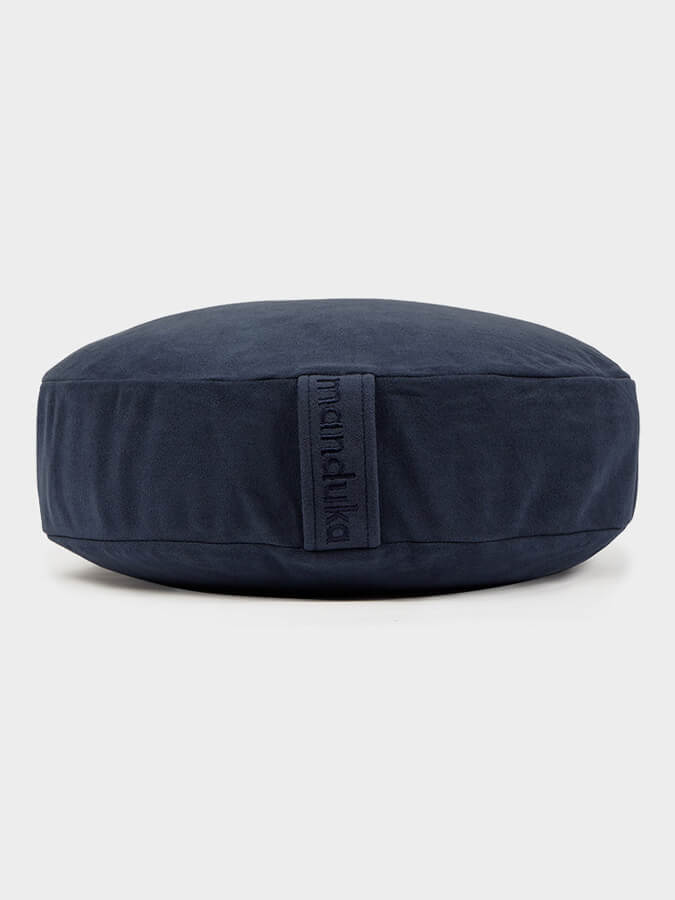 Manduka Round Meditation Cushion - Premium Zafu Yoga Pillow for Meditation & Mindfulness Practice - Ideal for Home, Studio & Outdoor Yoga Sessions