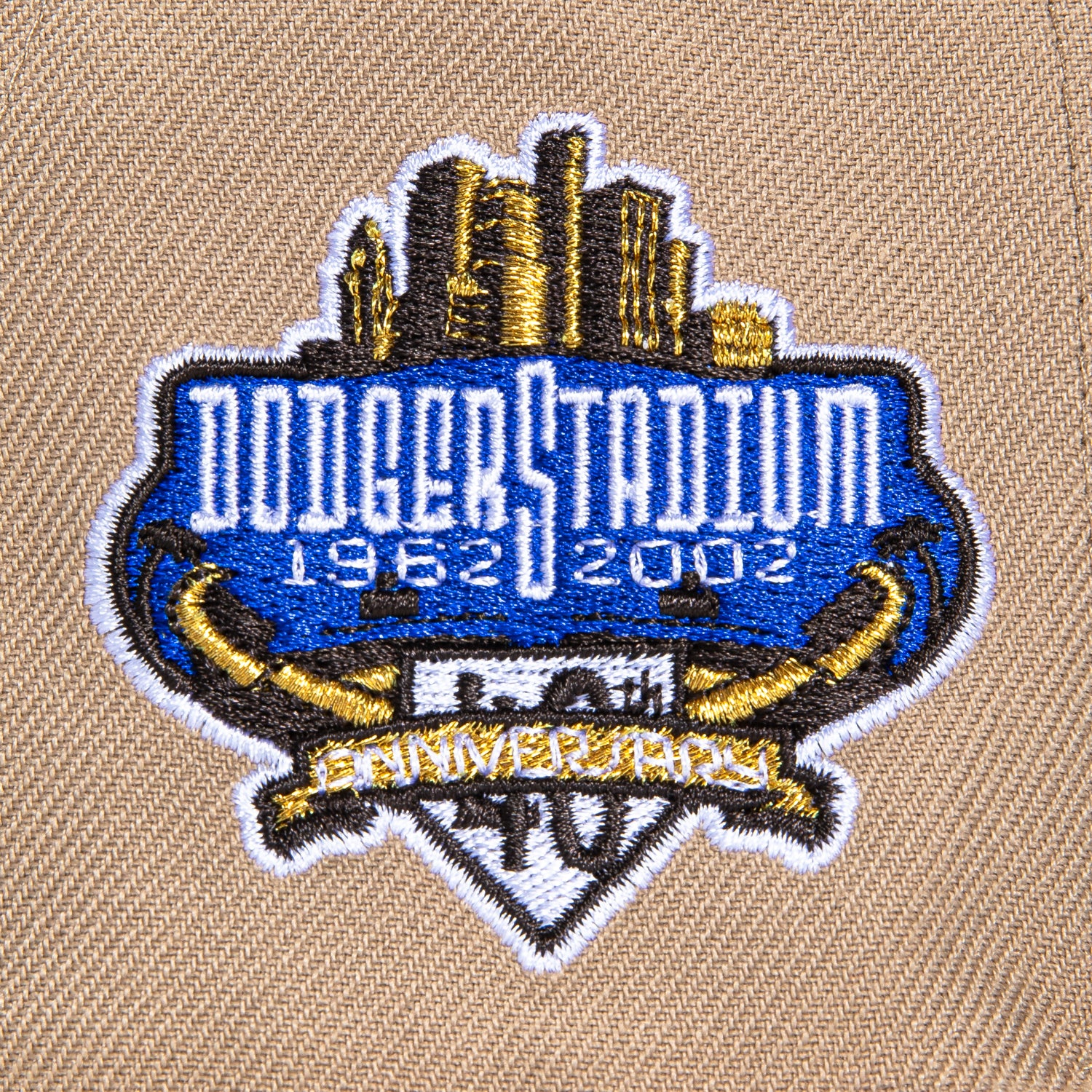 New Era 59Fifty Los Angeles Dodgers 40th Anniversary Snapback Hat with Upside Down Stadium Patch - Khaki & Brown - Perfect for Baseball Games, Sports Events and Streetwear Fashion