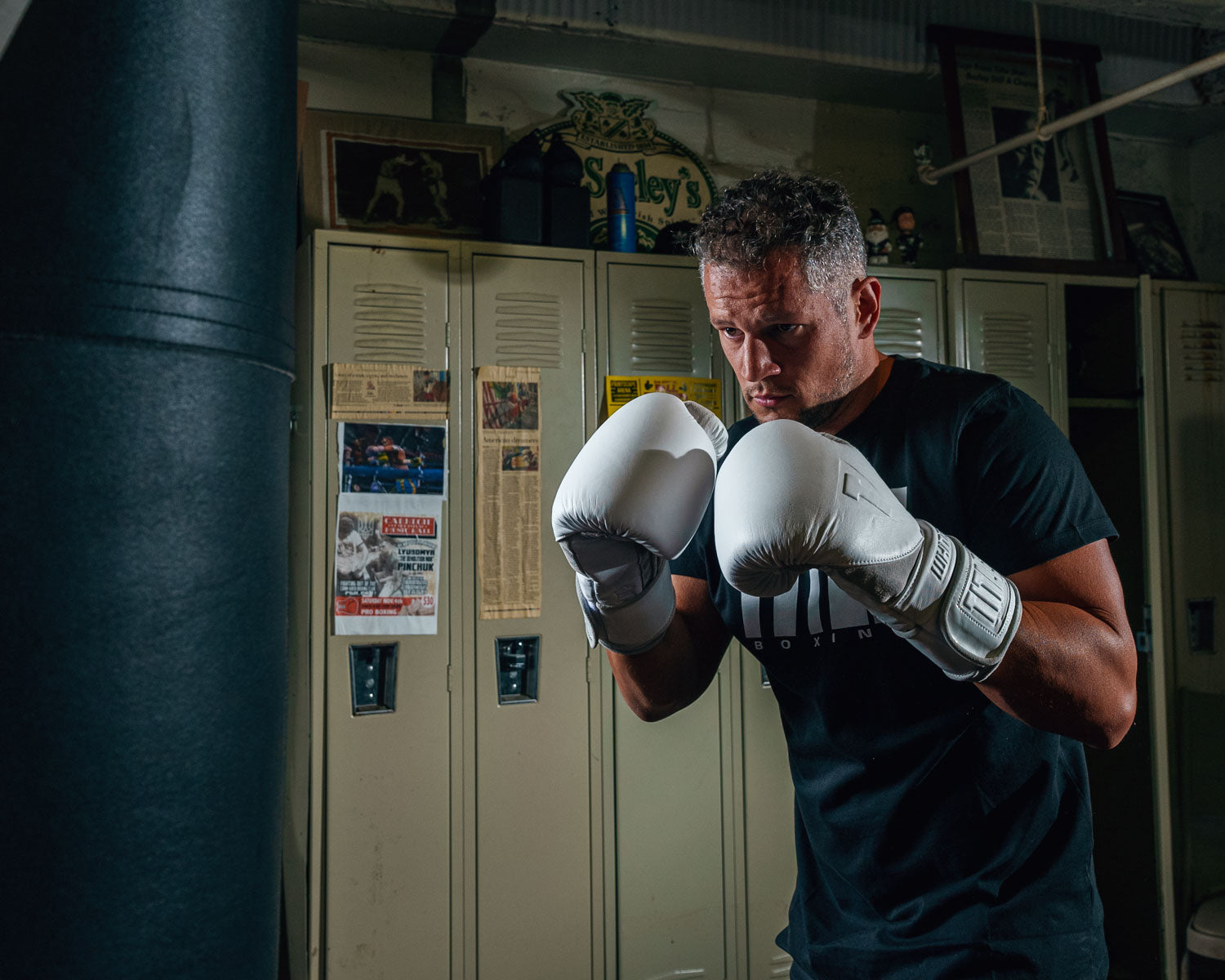 Premium White Boxing Gloves for Training & Fitness - Professional MMA Sparring Gloves 2.0 - Ideal for Home Gym, Boxing Classes & Martial Arts Practice