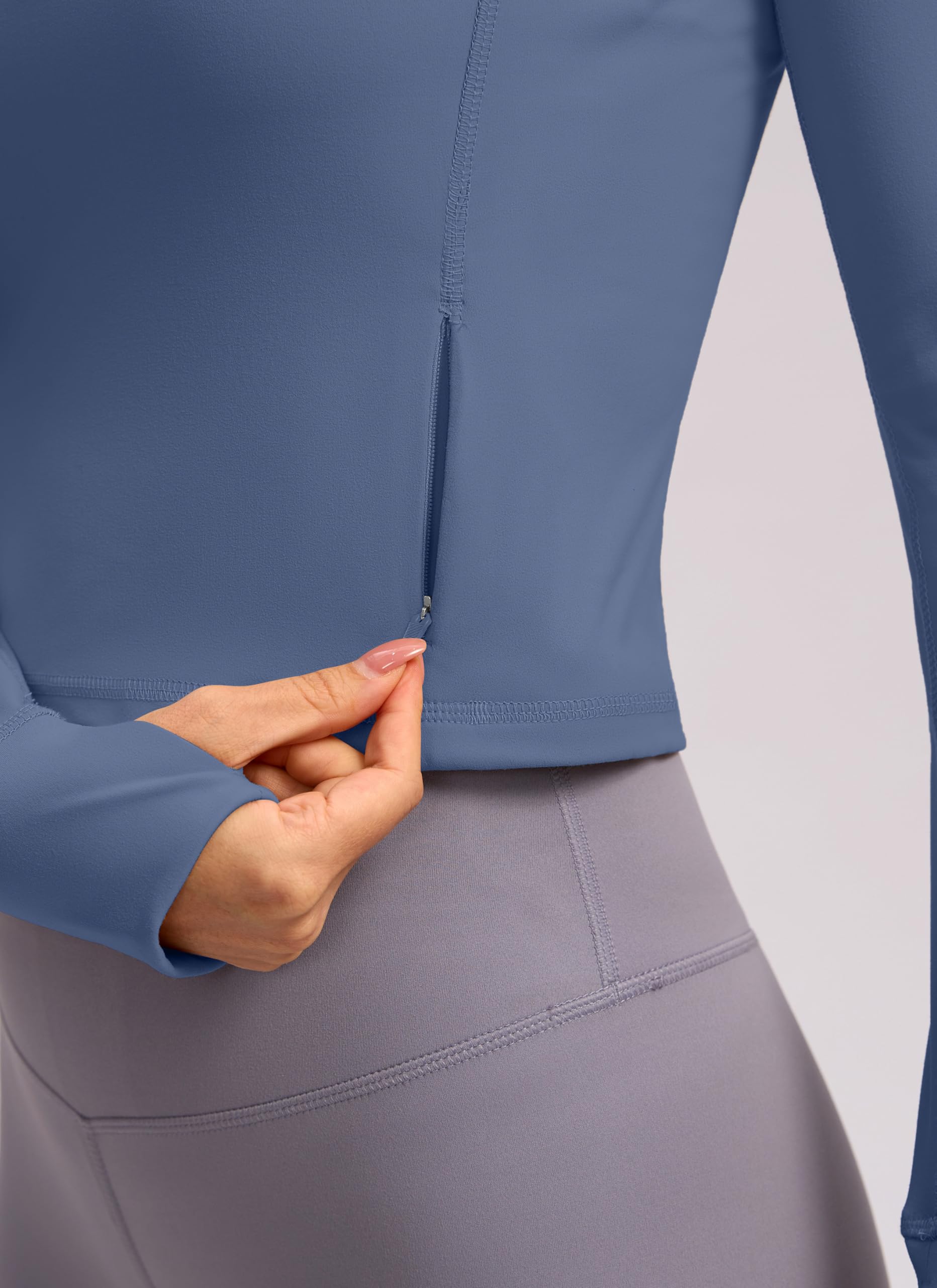 Soothfeel Women's Long Sleeve Workout Tops - Half Zip Yoga Gym Shirts & Cropped Athletic Running Jackets with Pocket | Perfect for Yoga, Gym, Running & Outdoor Activities