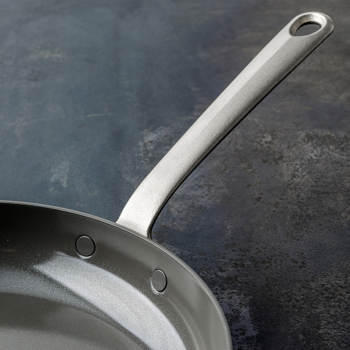 Premium Stainless Steel 9.5