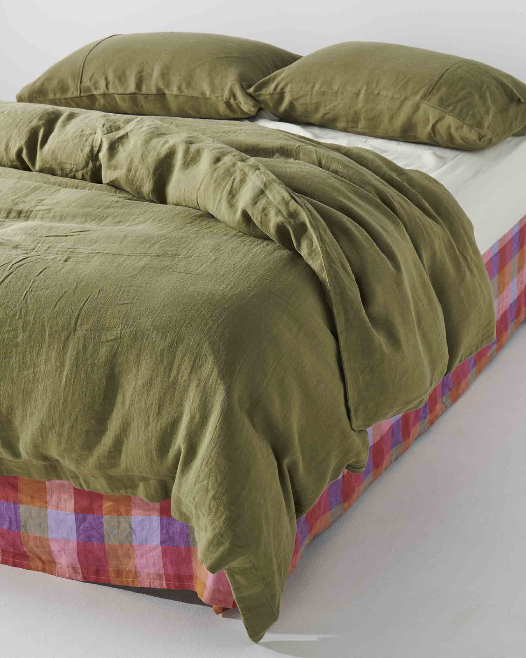 Premium Cloud Dancer Linen Fitted Sheet - Queen Size, Breathable & Wrinkle-Resistant - Perfect for Bedroom, Guest Room & Vacation Homes (US)