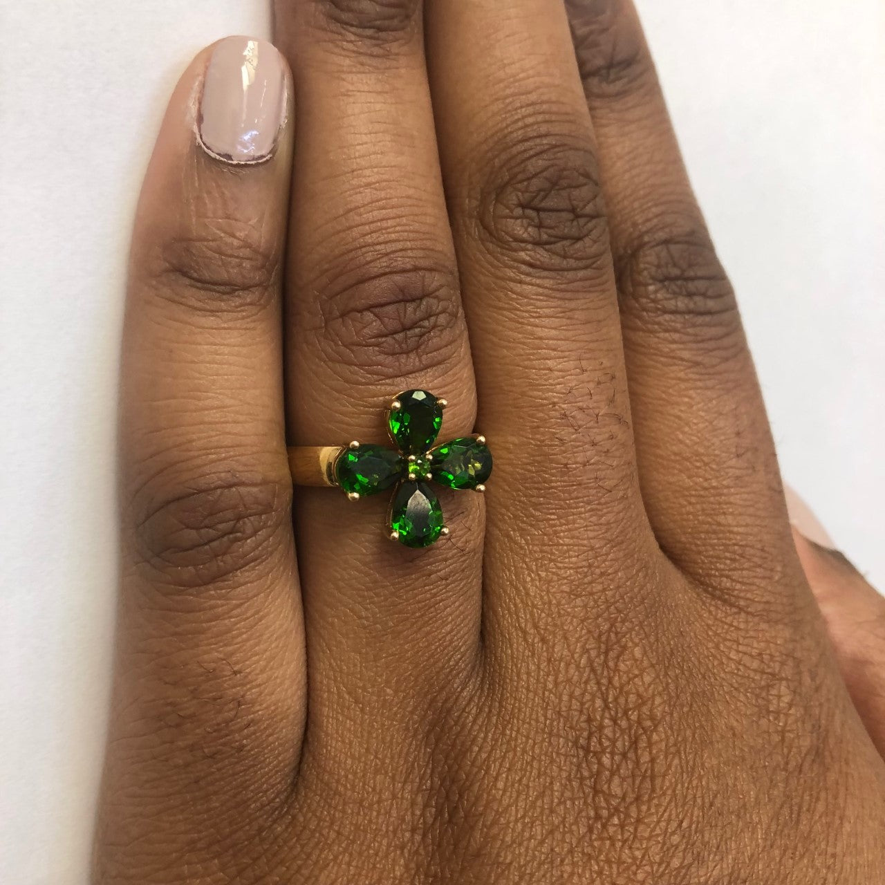 3.00ctw Chrome Diopside Clover Ring - Size 9 | Green Gemstone Jewelry for Women | Perfect for St. Patrick's Day, Birthdays & Special Occasions