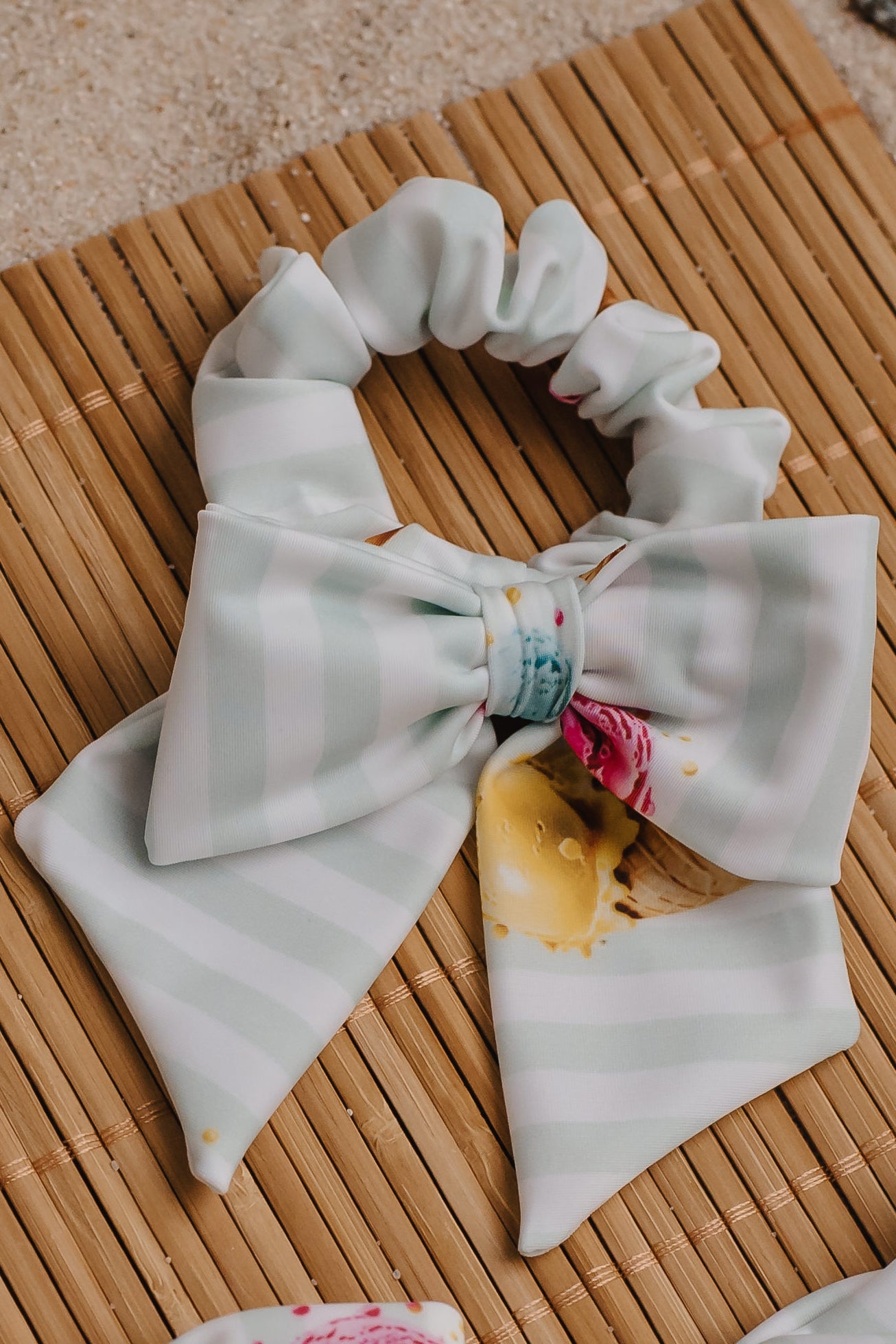 Stylish ICE CREAMS Bow Scrunchie Hair Accessory - Cute Hair Bands for Women & Girls - Perfect for Parties, Weddings & Everyday Fashion