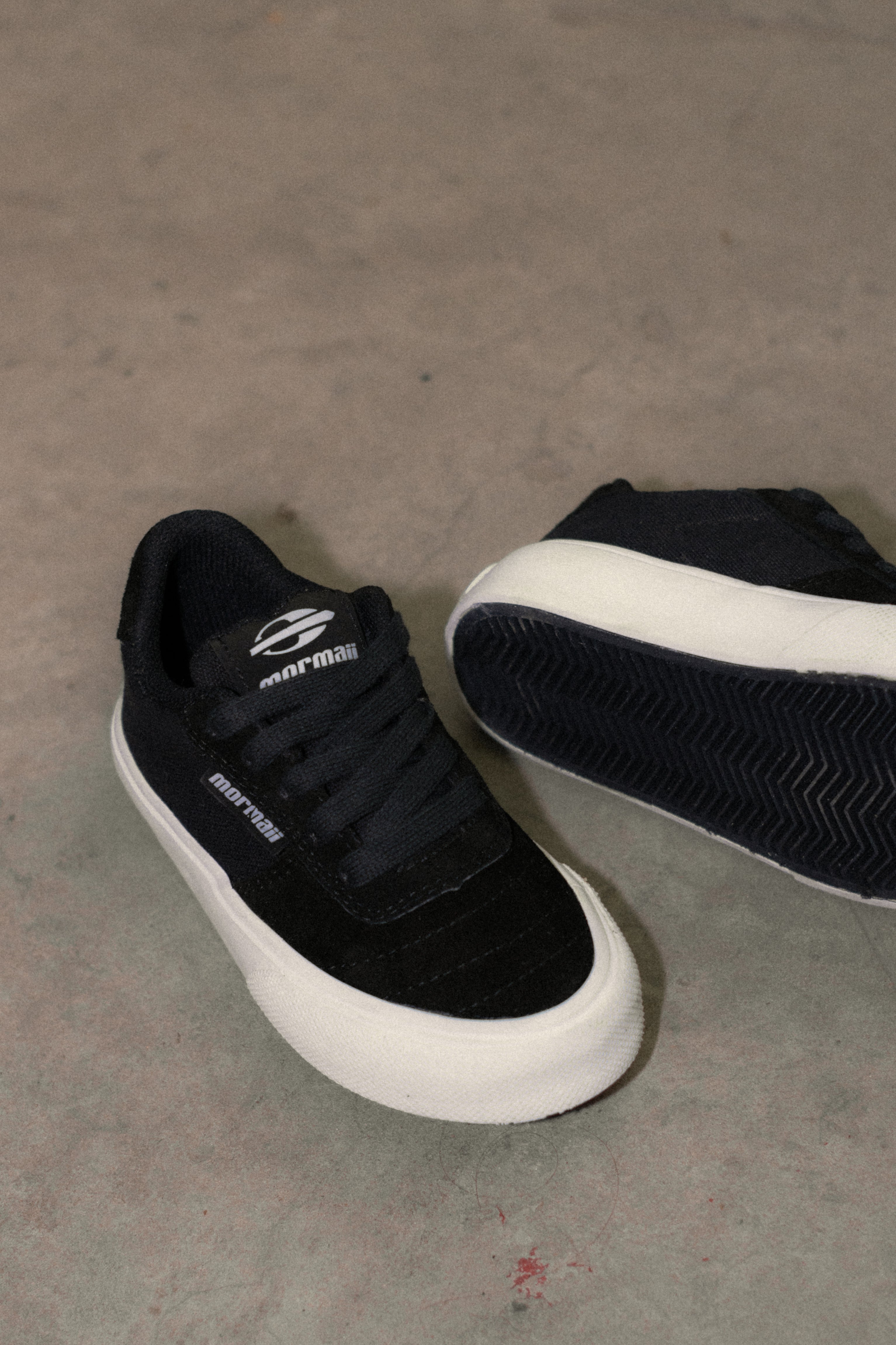 Mormaii Kids Black Sneakers - Lightweight Comfortable Shoes for Boys & Girls - Perfect for School, Play & Outdoor Activities