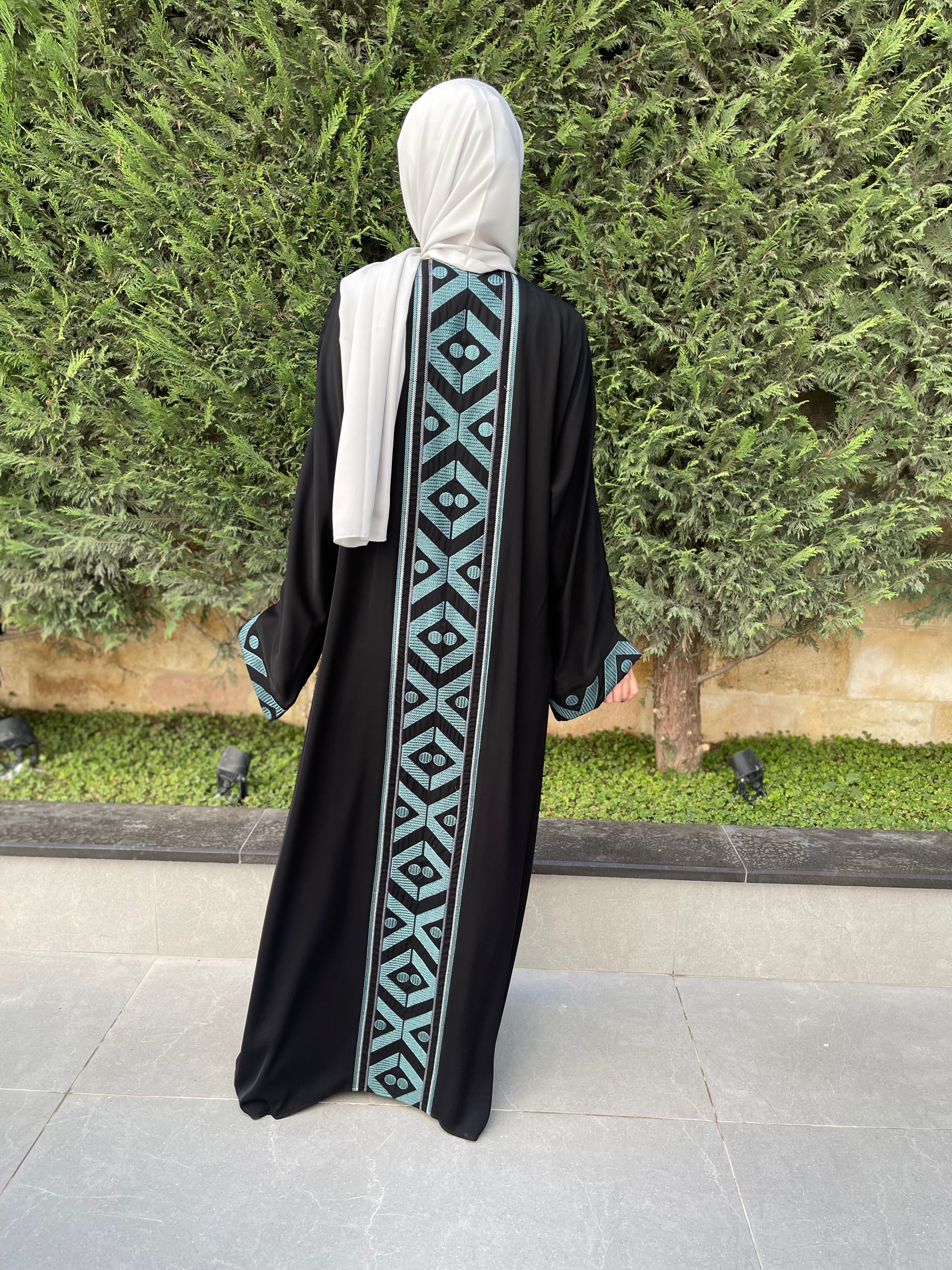 Elegant Embroidered Abaya Dress for Women - Modest Islamic Fashion for Prayer, Eid & Special Occasions