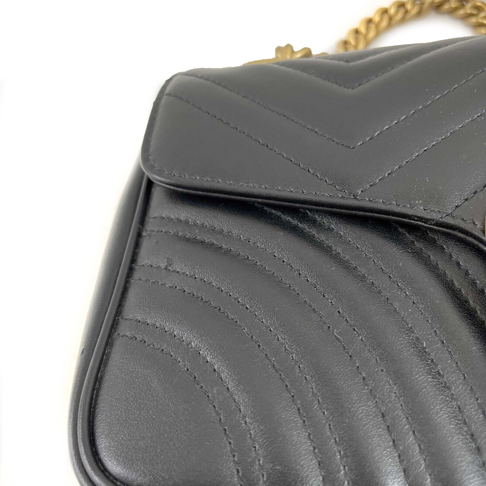 Gucci GG Marmont Small Flap Bag - Black Leather Crossbody Purse for Women | Perfect for Date Night, Work & Travel