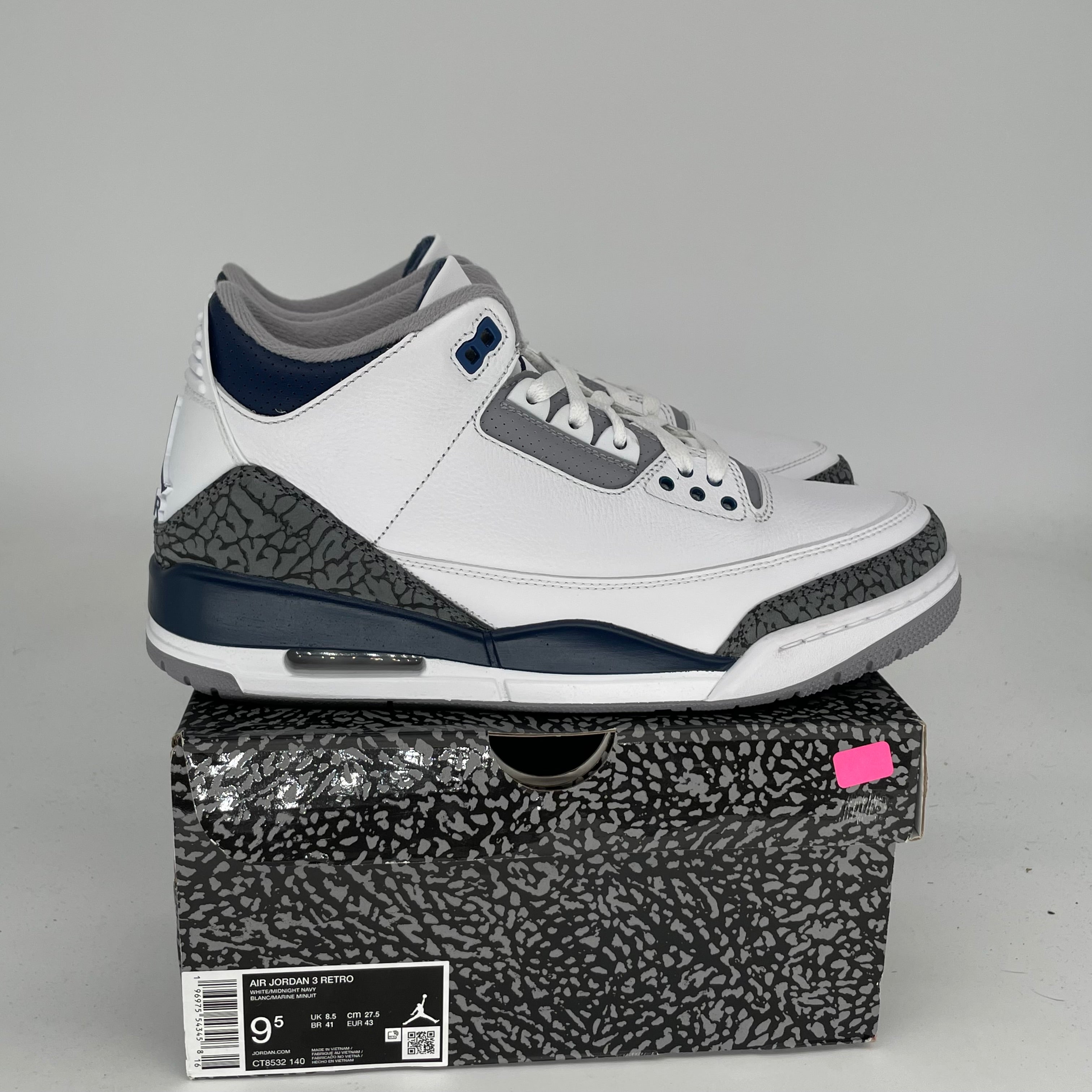 AIR JORDAN 3 MIDNIGHT NAVY Men's Basketball Shoes - Size 9.5 (CT8532-140) | Retro Sneakers for Casual Wear, Street Style & Court Performance