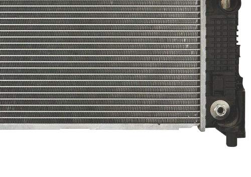 High-Performance Aluminum Car Radiator - Efficient Engine Cooling for Sedans, SUVs & Trucks - Ideal for Daily Commute & Long Road Trips
