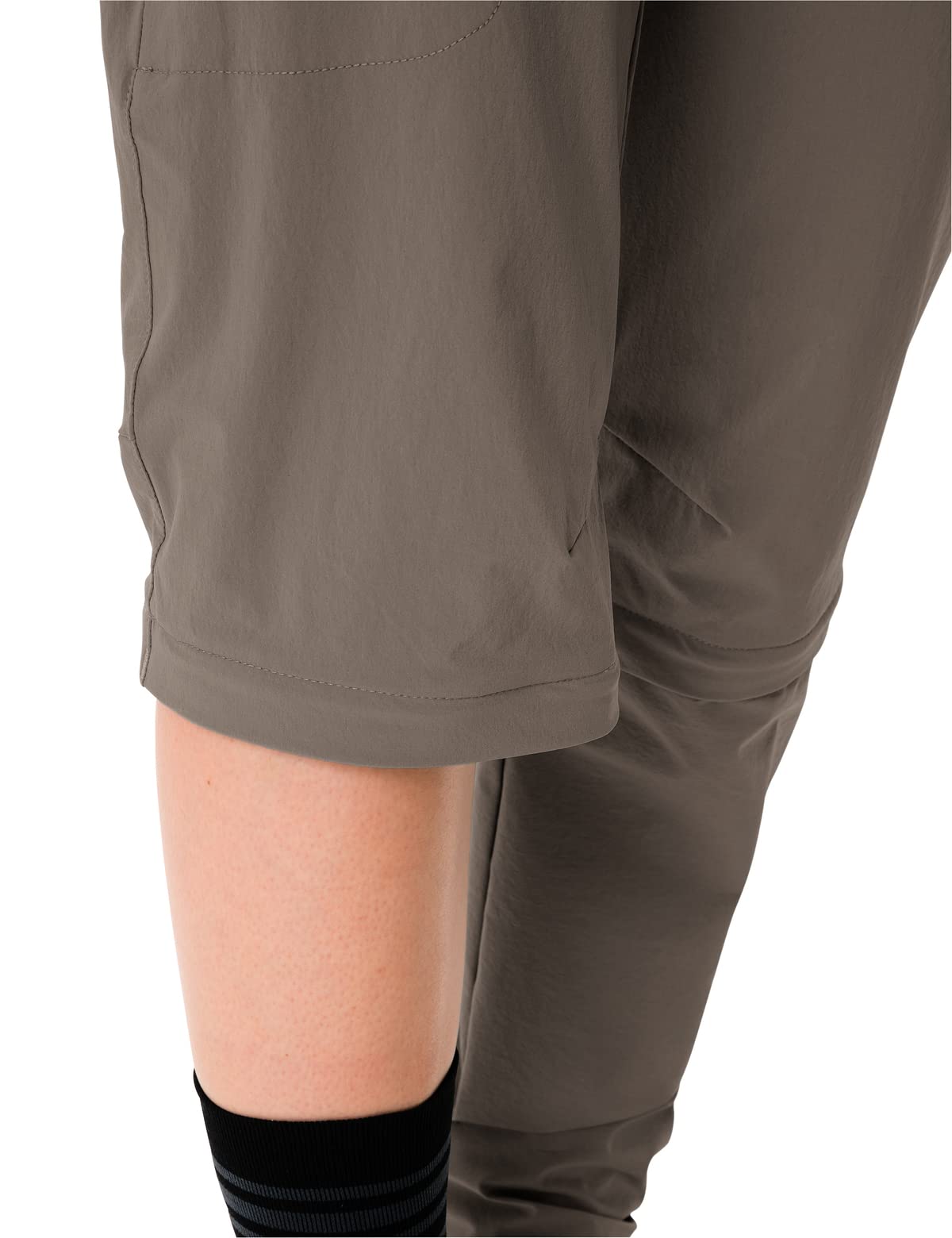 Vaude Women's Farley Stretch Capri T-Zip Pants III - Lightweight Hiking & Travel Pants for Outdoor Adventures