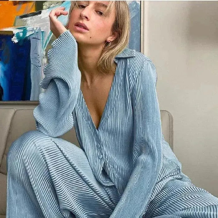 Stylish Women's Pleated Two-Piece Pants Set - Trendy High Waist Palazzo Pants & Top Outfit for Work, Party & Casual Wear