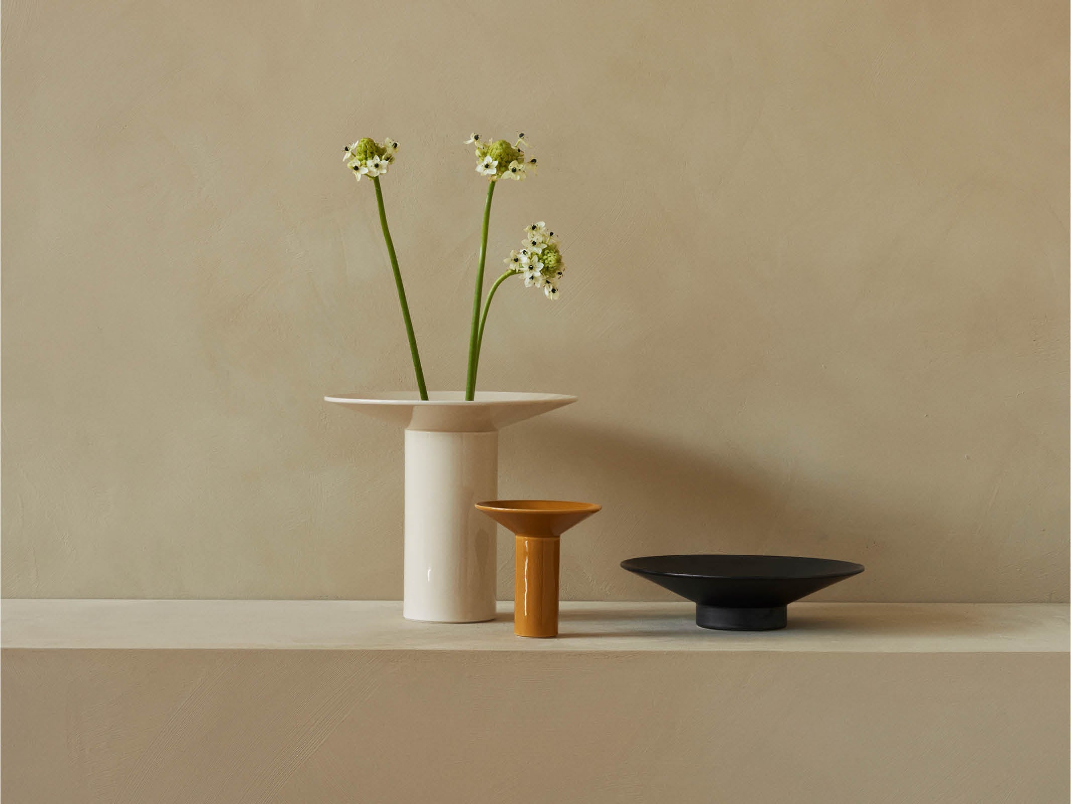 Hana Vase - Elegant Ceramic Flower Vase for Home Decor, Wedding Centerpieces & Office Desk Decorations | Perfect for Fresh Flowers, Artificial Arrangements & Interior Design
