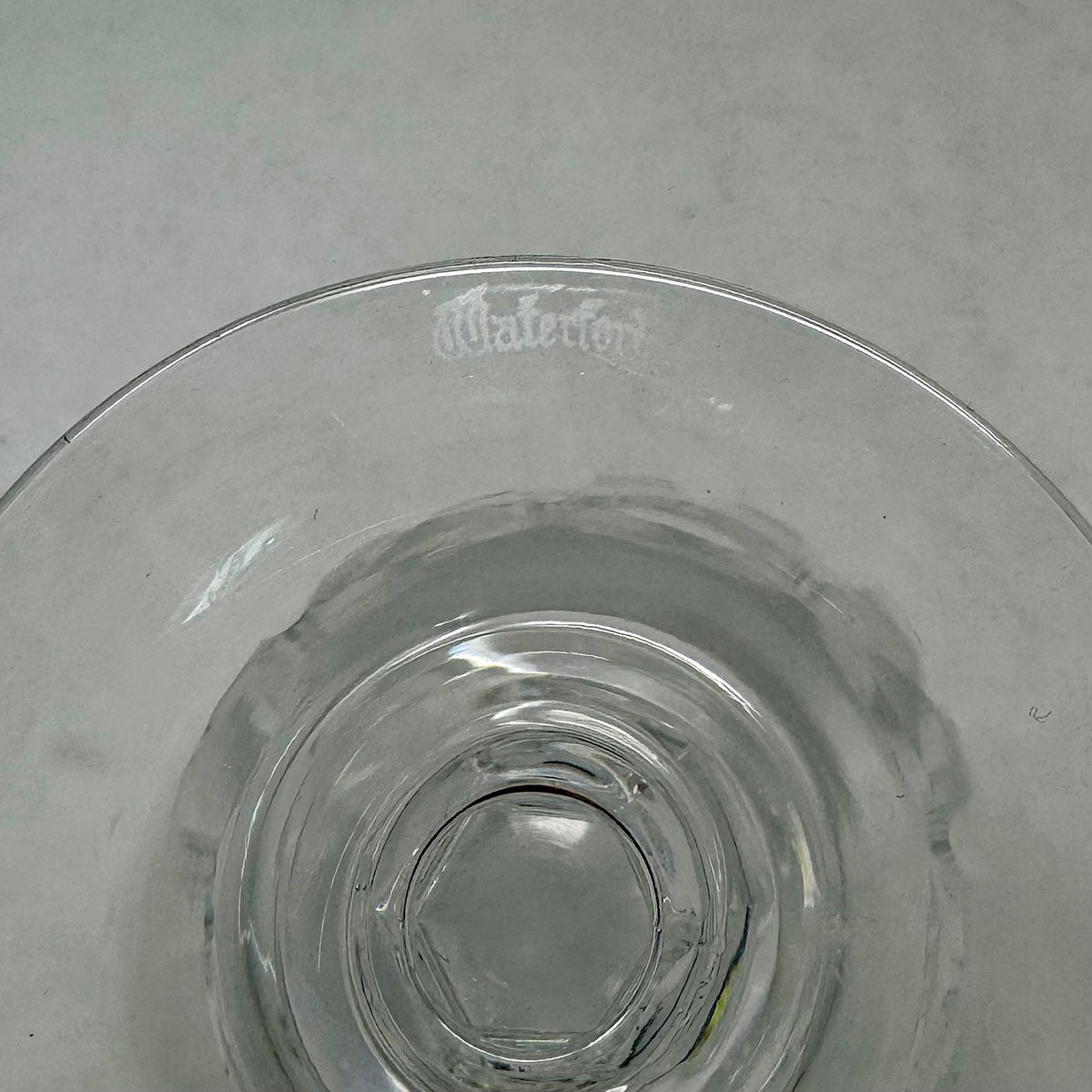 Premium Set of 8 Kildare Crystal Wine Glasses - Elegant Stemware for Red & White Wine, Champagne - Perfect for Dinner Parties, Weddings & Home Entertaining