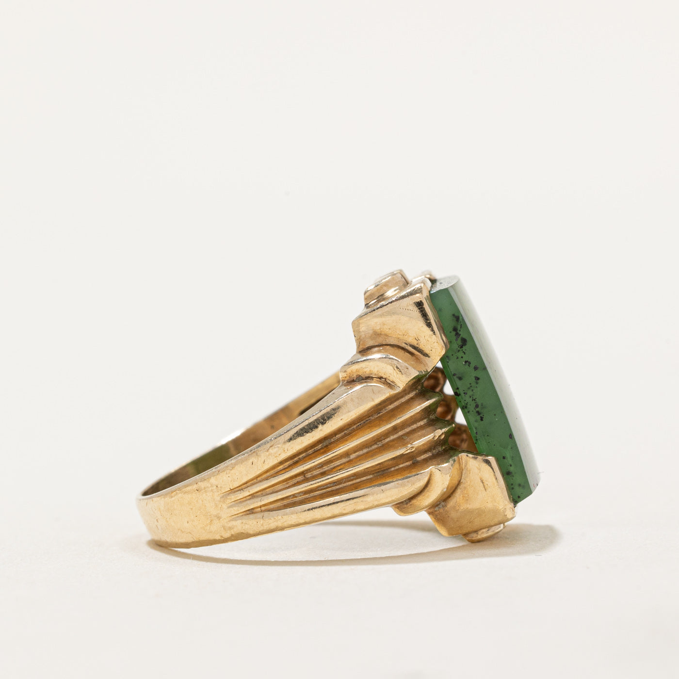 Solitaire Nephrite Jade Grooved Cocktail Ring - 4.00 Carat Natural Green Gemstone Ring - Size 9 - Elegant Statement Jewelry for Women - Perfect for Weddings, Parties & Special Occasions